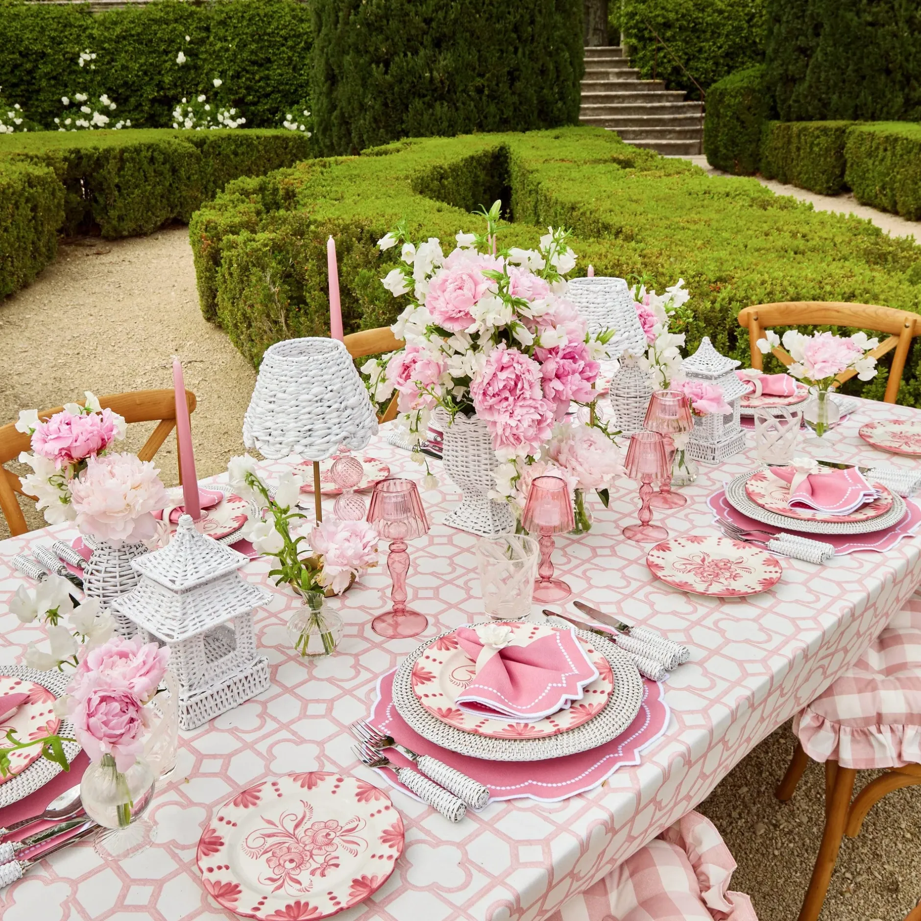 Clearance Mrs. Alice Amelie Pink Placemats & Napkins (Set Of 4)