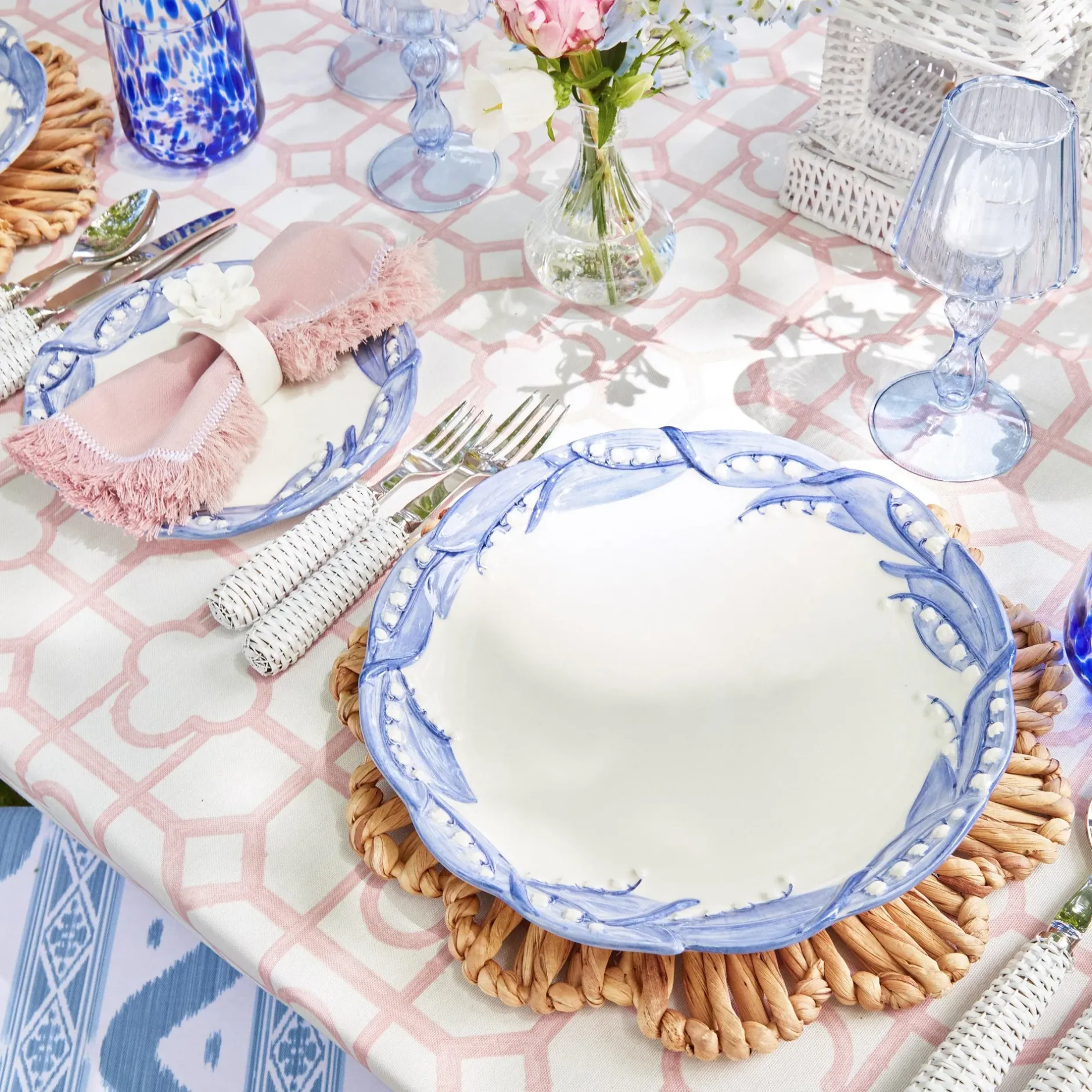 Online Mrs. Alice Blue Lily Of The Valley Dinner Plate