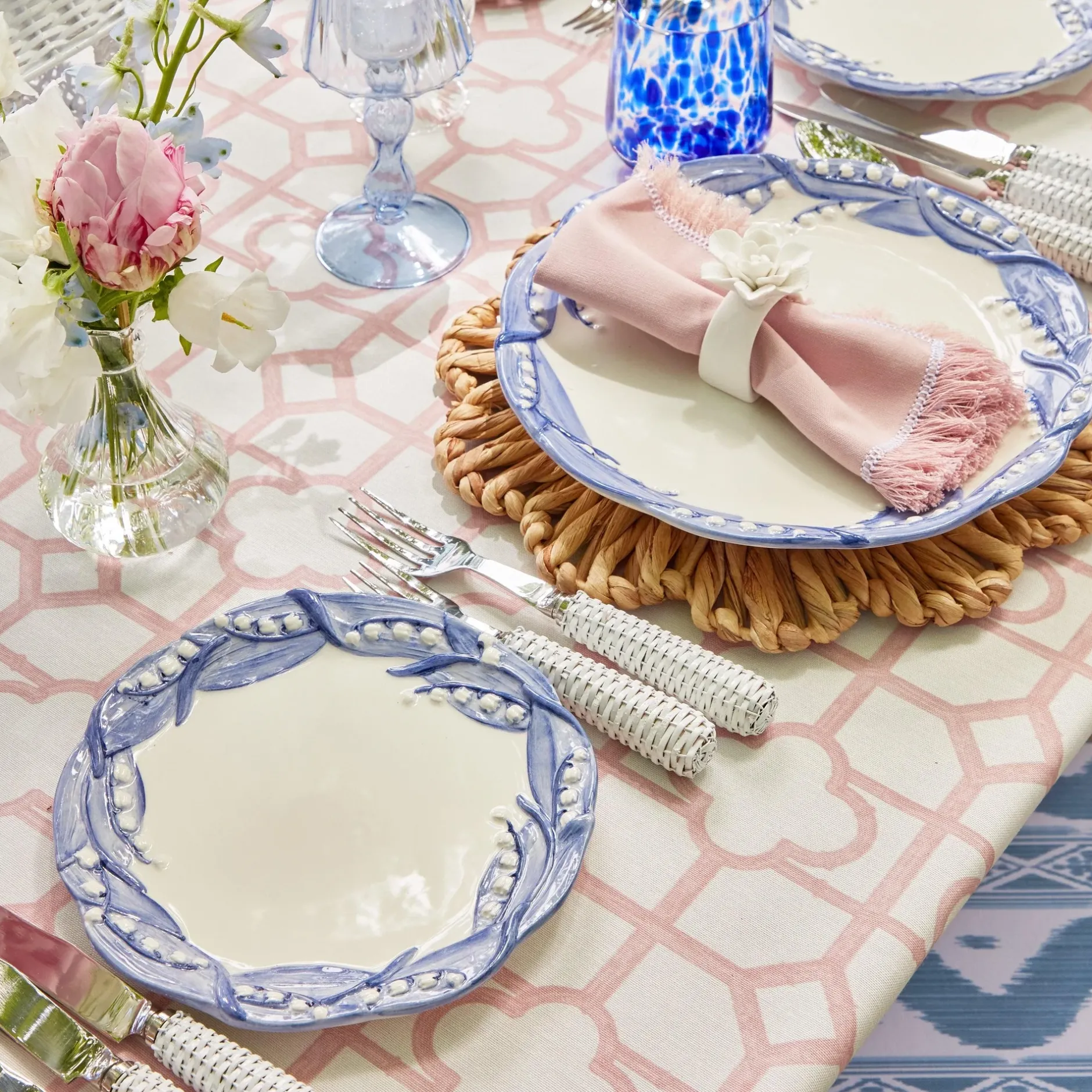 Mrs. Alice Blue Lily Of The Valley Starter Plates (Set Of 4)