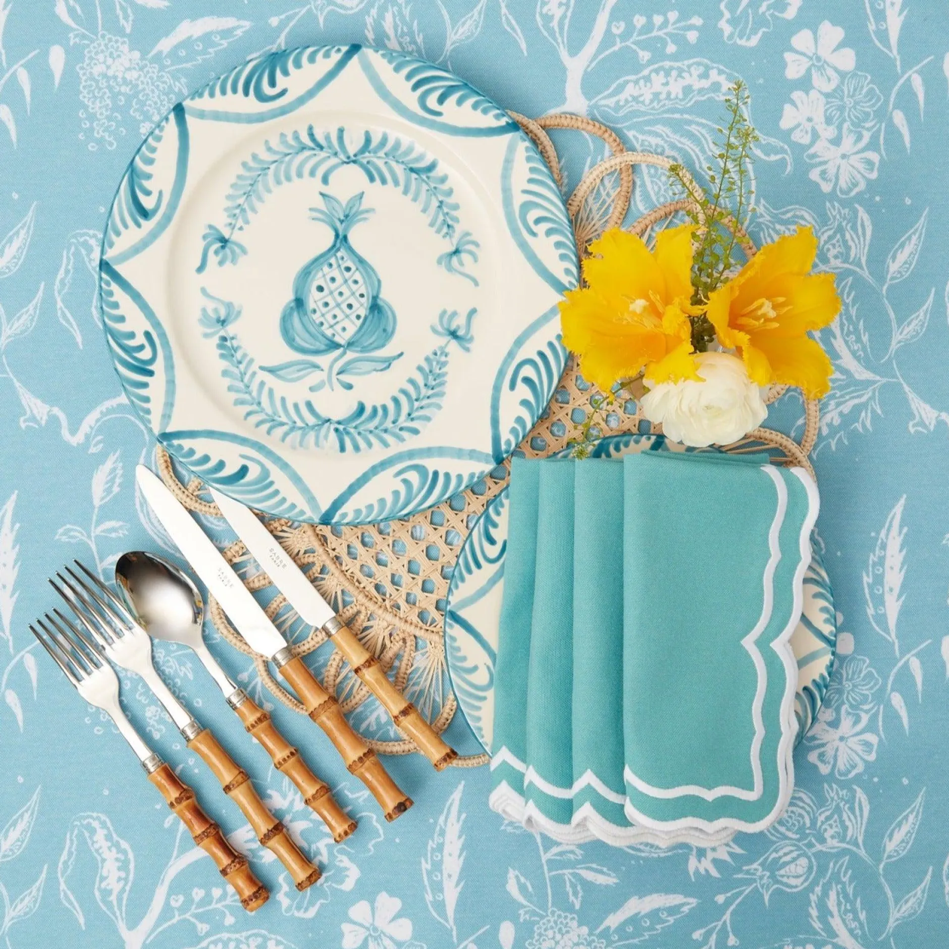 Mrs. Alice Blue Melograno Dinner Plate
