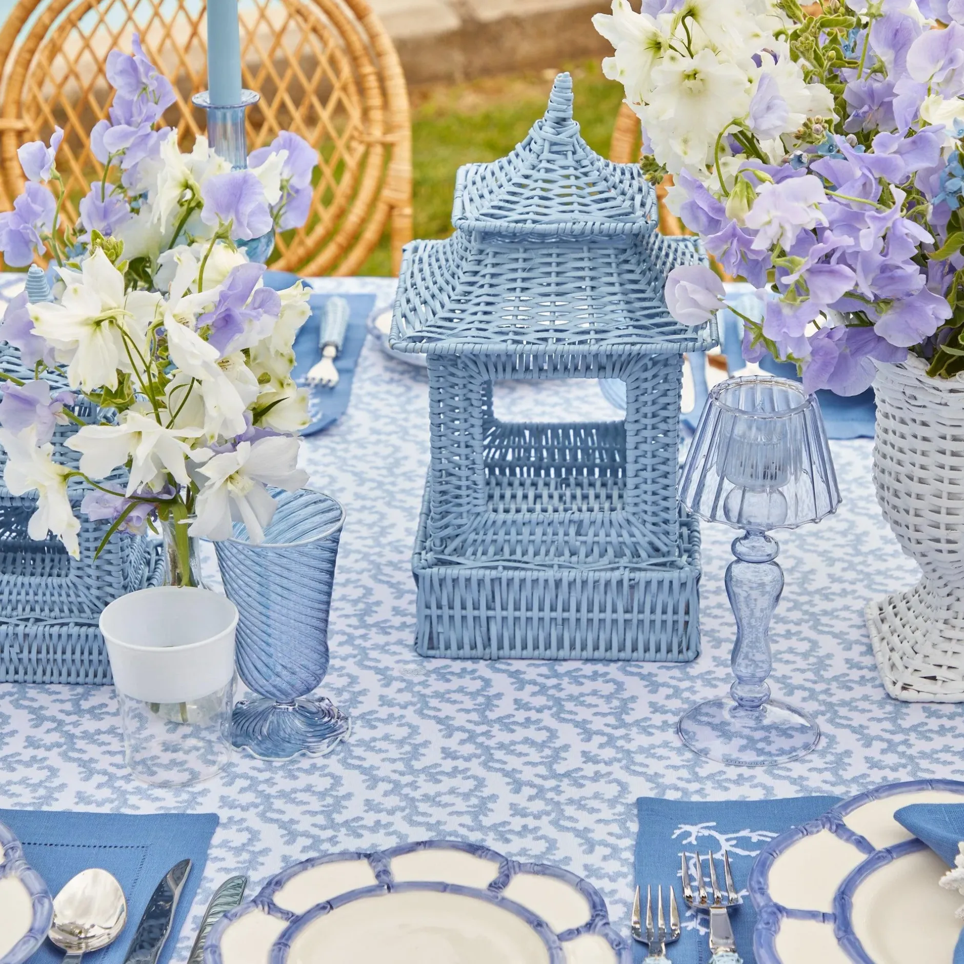 Best Mrs. Alice Blue Rattan Pagoda Lantern Set