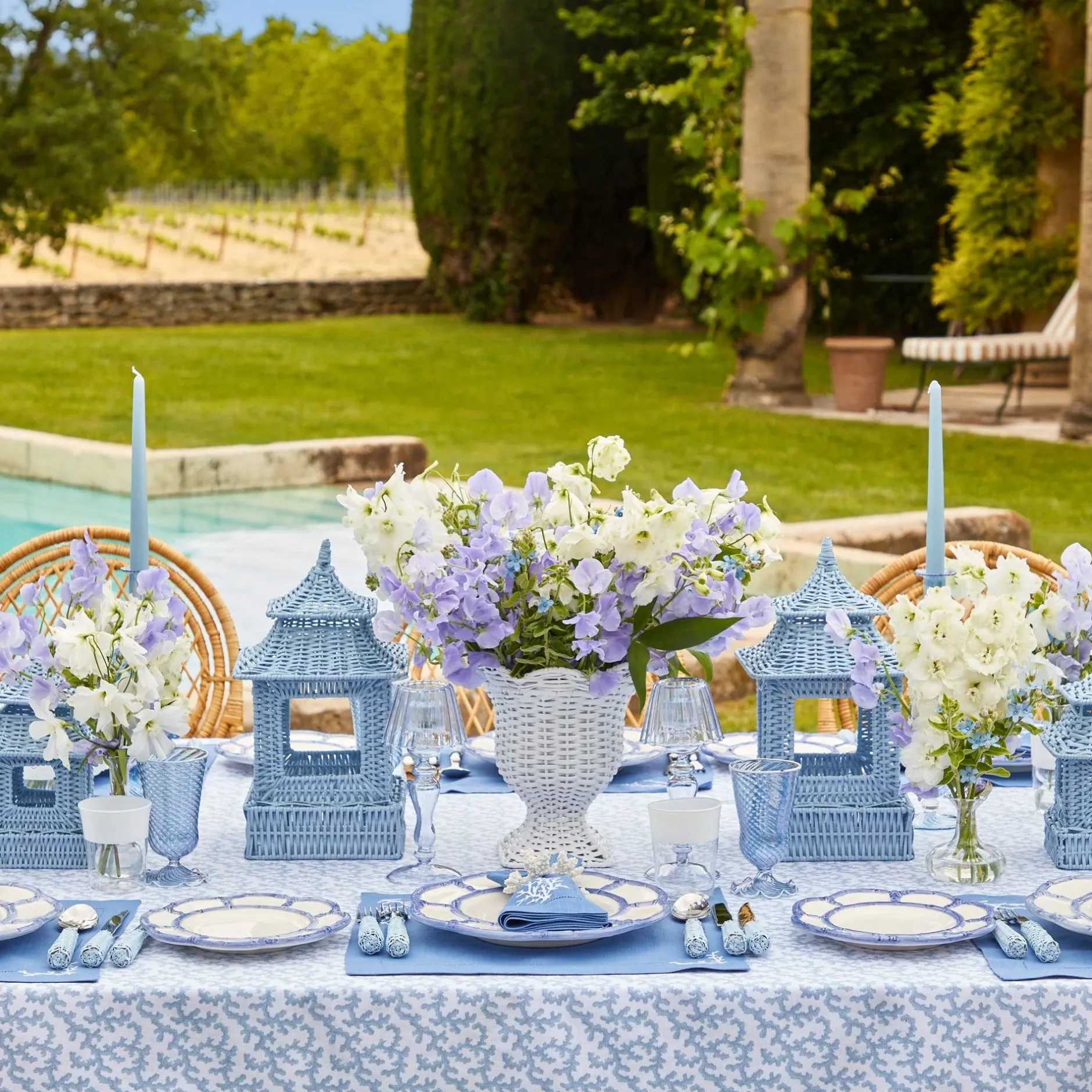 Best Mrs. Alice Blue Rattan Pagoda Lantern Set