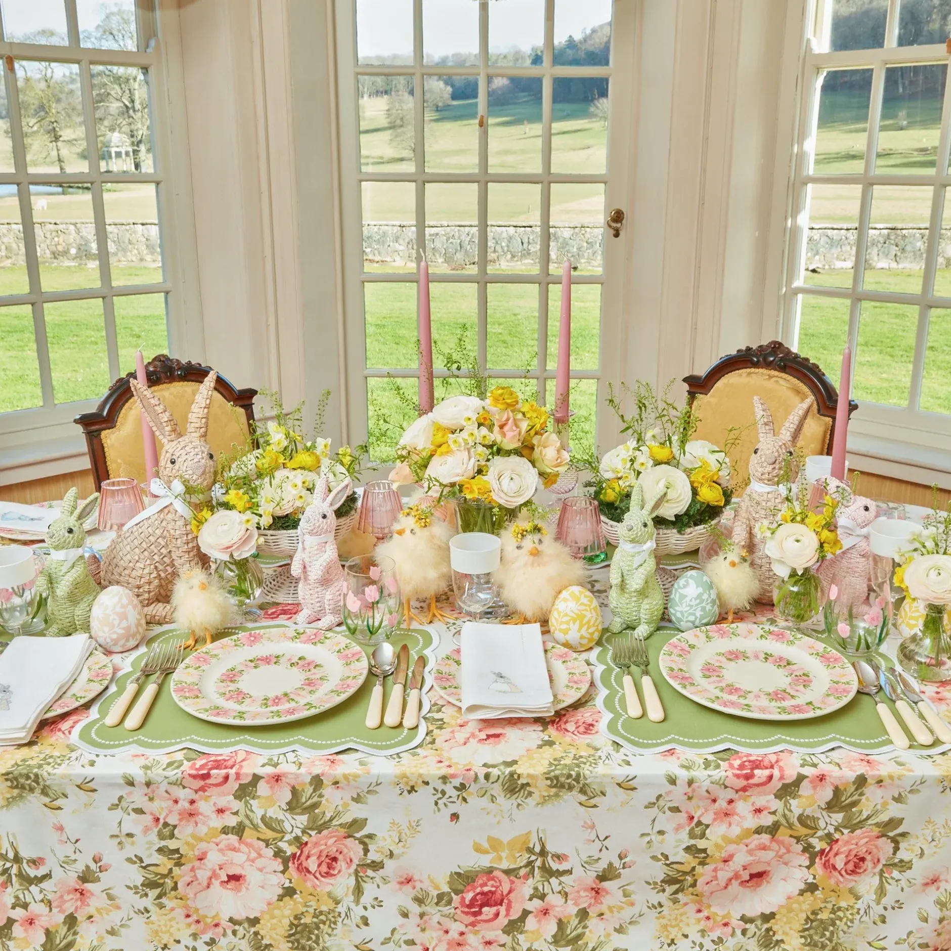 Best Mrs. Alice Dahlia Garland Dinner Plate