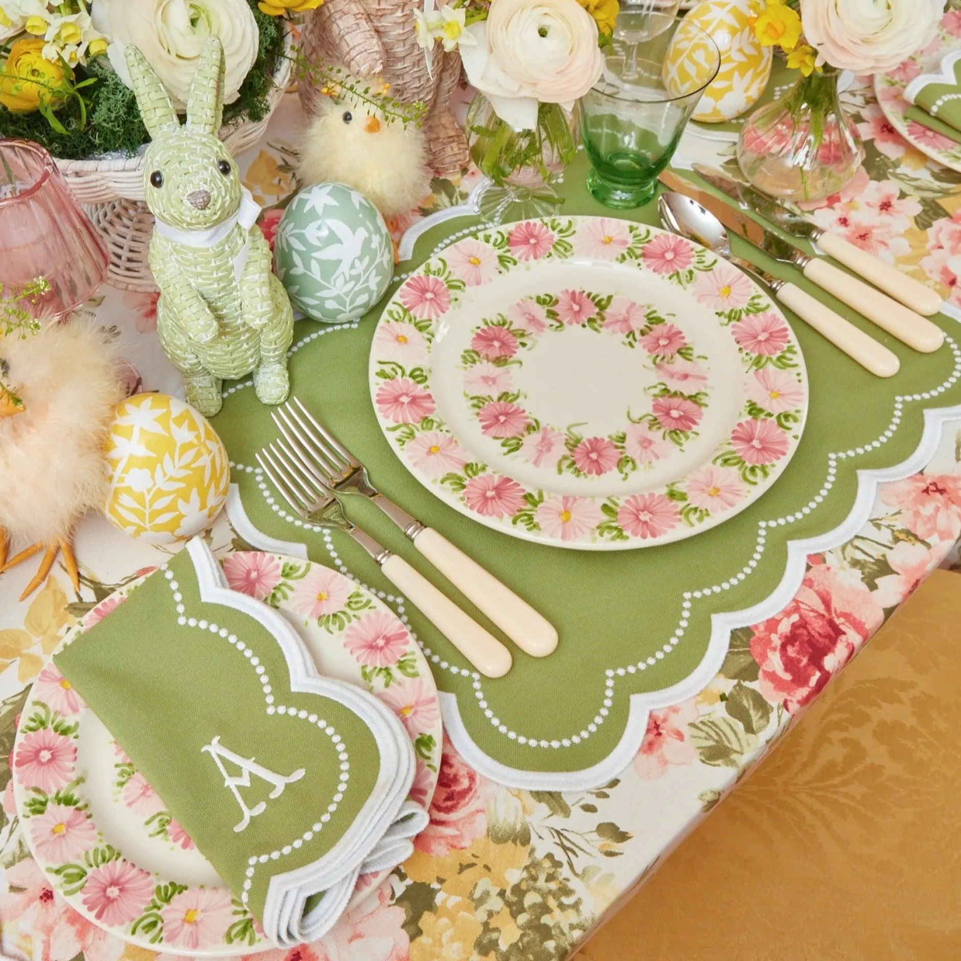 Best Mrs. Alice Dahlia Garland Dinner Plate