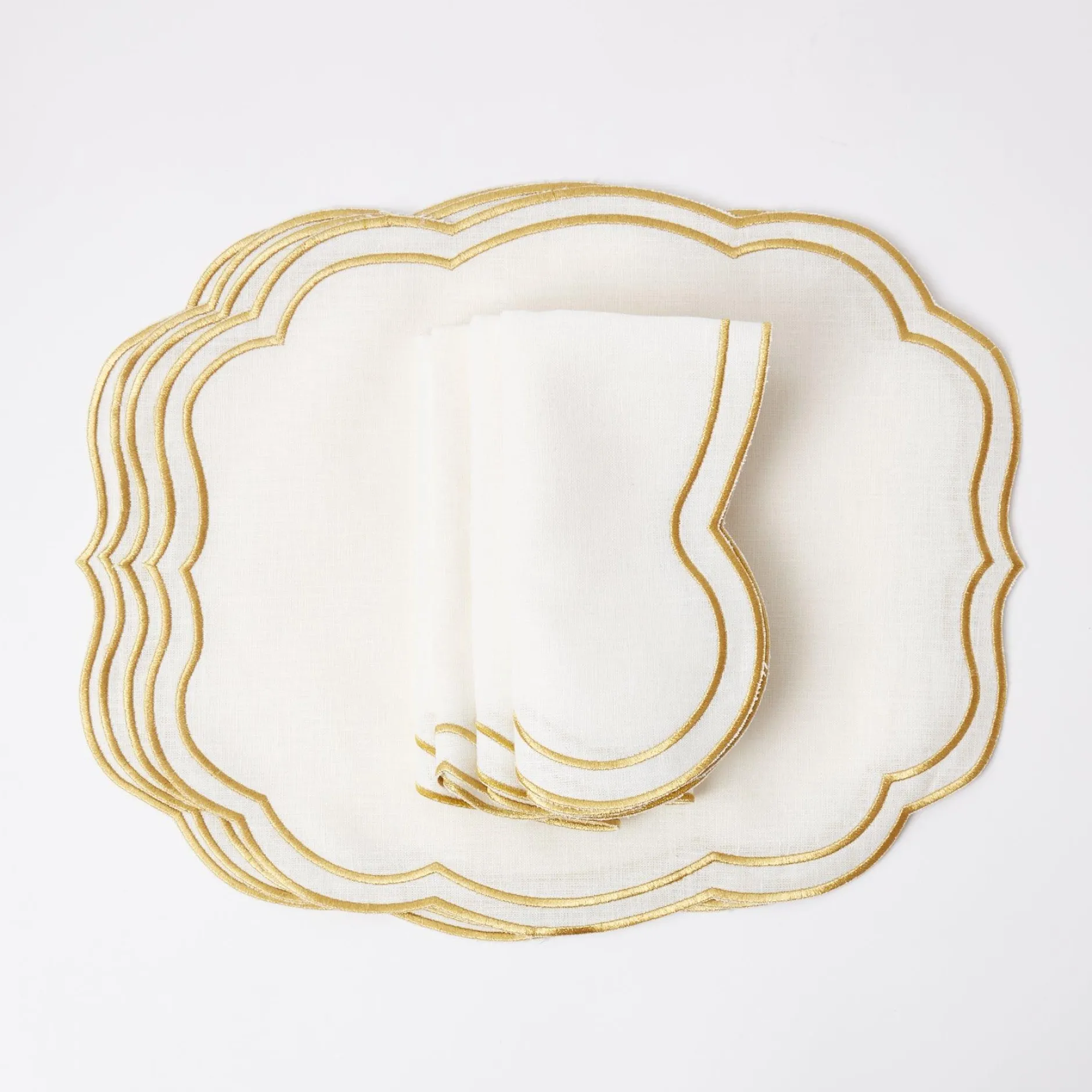 Hot Mrs. Alice Eloise Gold Napkins (Set Of 4)