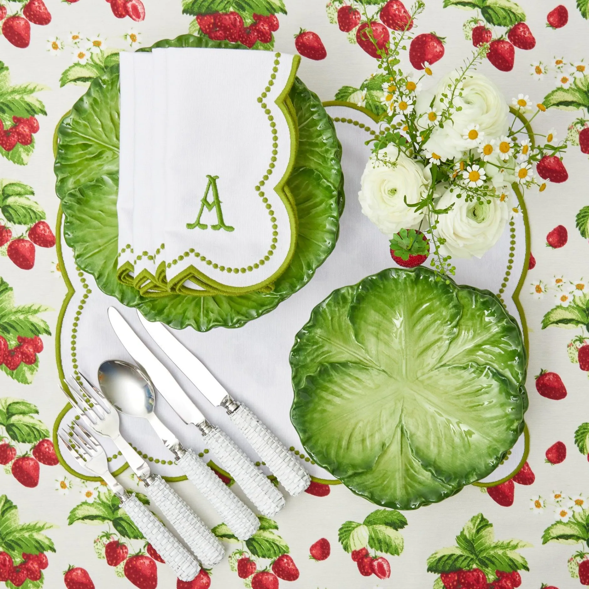 Best Mrs. Alice Elsa White & Green Napkins (Set Of 4)