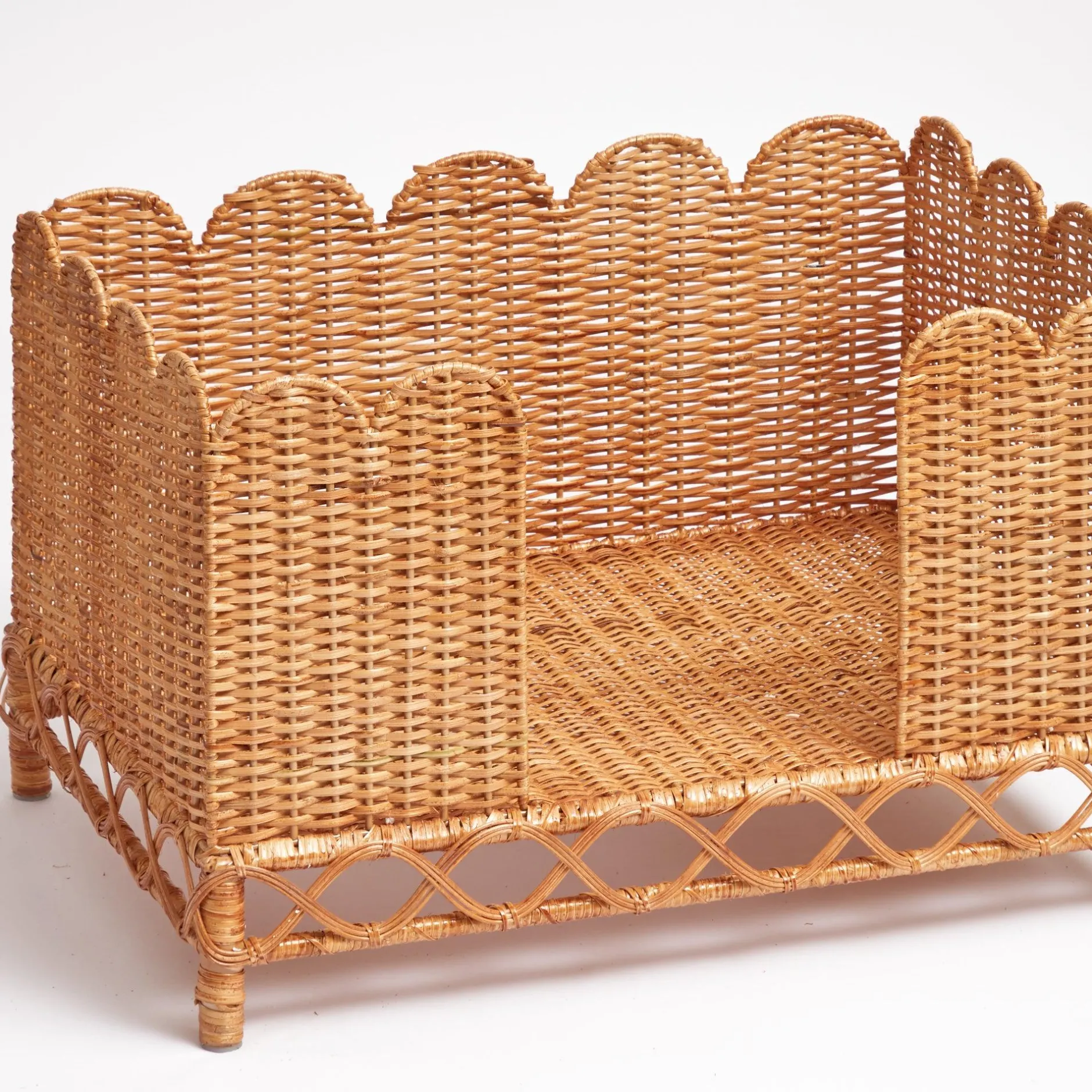 New Mrs. Alice Ethel Dog Bed