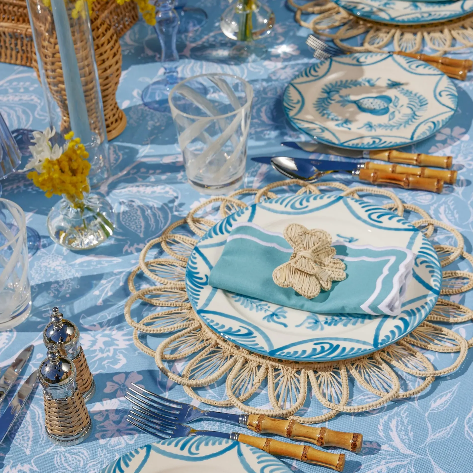Best Mrs. Alice Fleur Turquoise Napkins (Set Of 4)