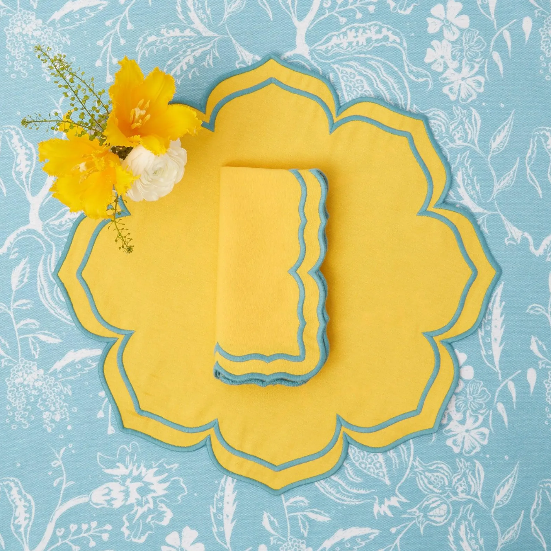 Outlet Mrs. Alice Fleur Yellow Placemats & Napkins (Set Of 4)