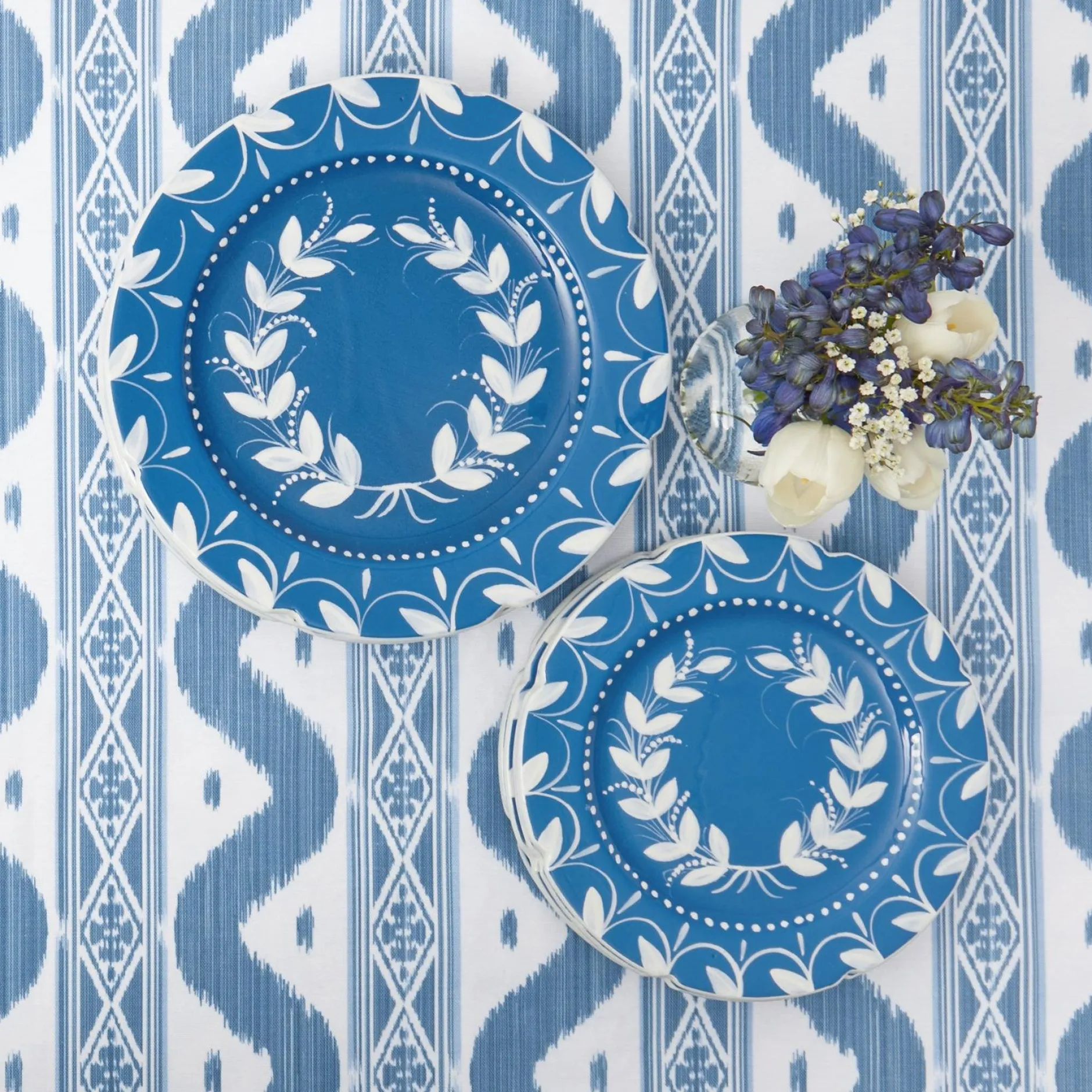 Clearance Mrs. Alice French Blue Garland Dinner Plates (Set Of 4)