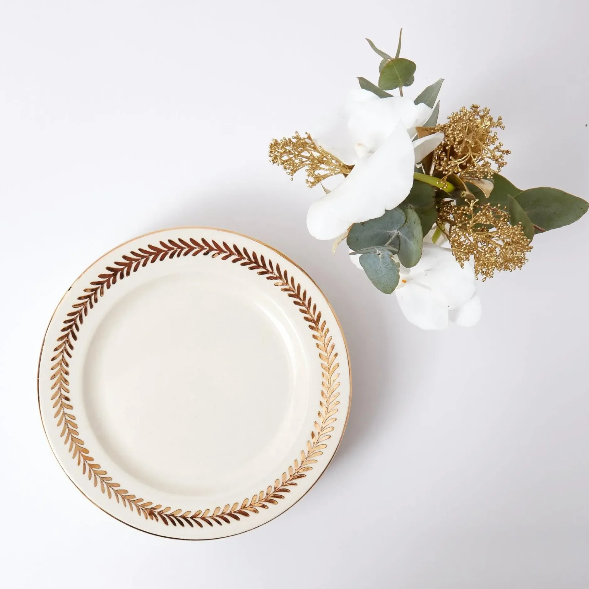Hot Mrs. Alice Gold Garland Starter Plates (Set Of 4)