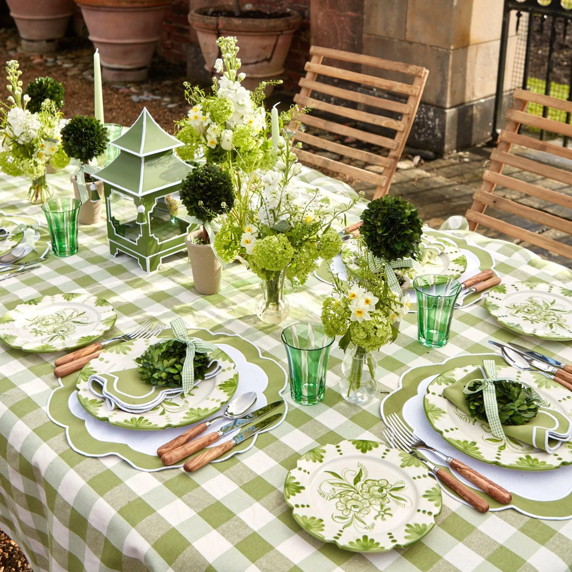 Clearance Mrs. Alice Green Applique Napkins (Set Of 4)