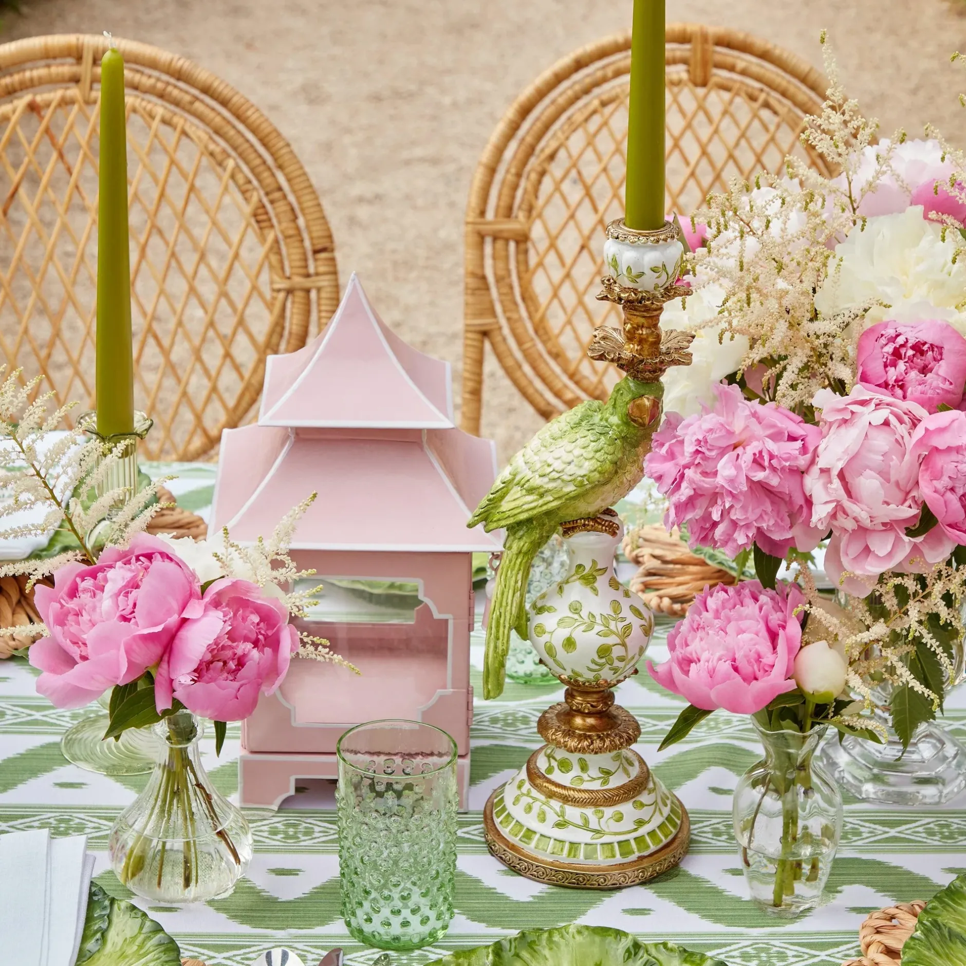 Outlet Mrs. Alice Green Parrot Candlescape