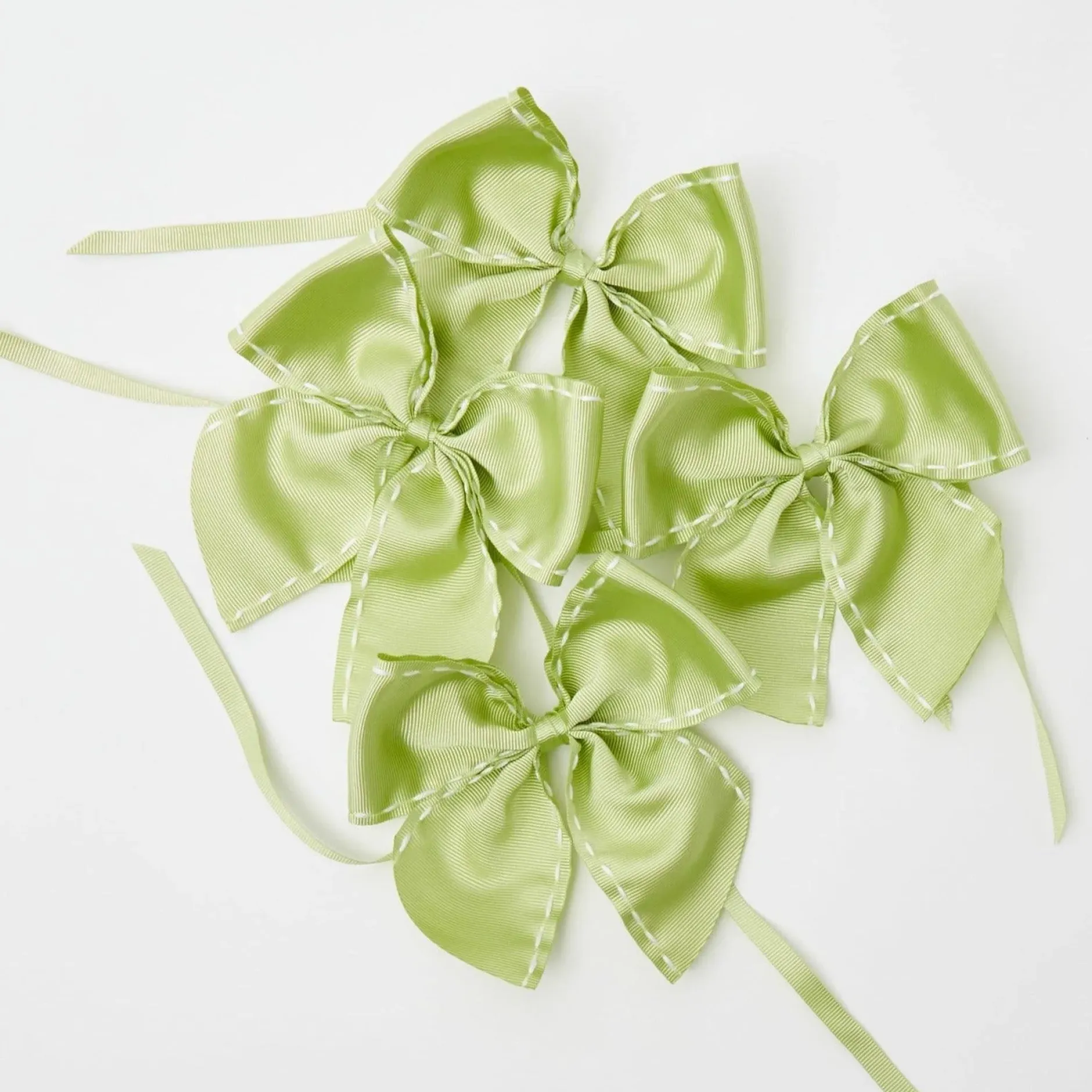 New Mrs. Alice Green Saddle Stitch Napkin Bows (Set Of 4)