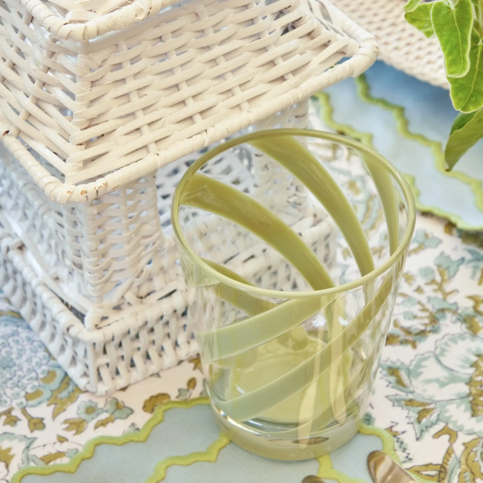 Hot Mrs. Alice Green Swirl Outdoor Glasses (Set Of 6)