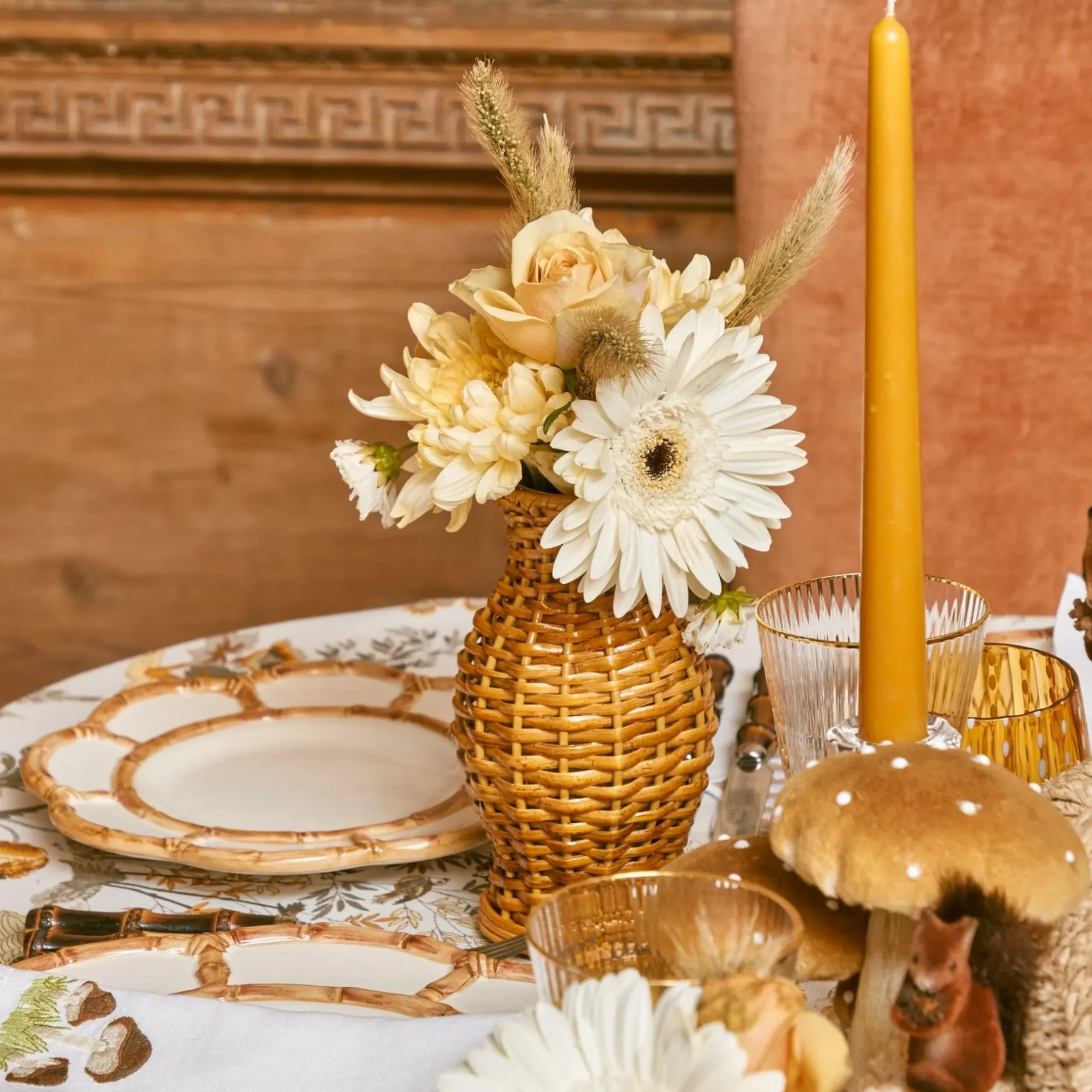Mrs. Alice Honey Rattan Vase (Set Of 3)