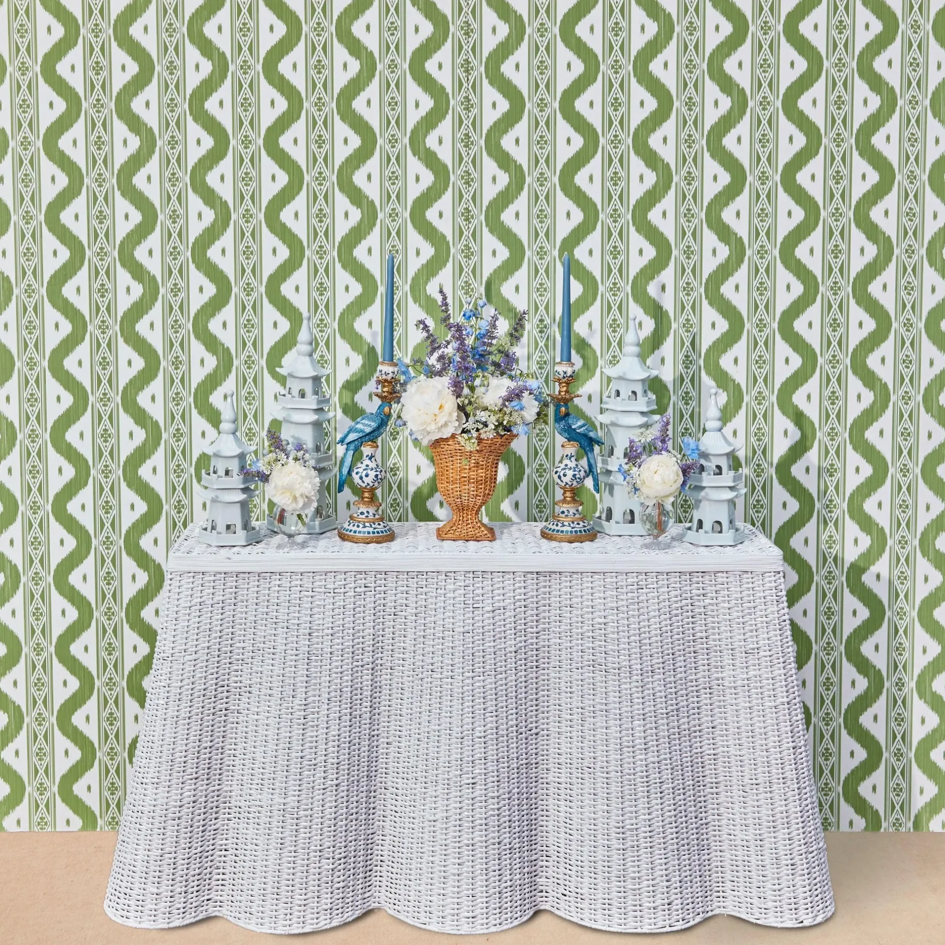 Online Mrs. Alice Large White Porcelain Pagodas (Pair)