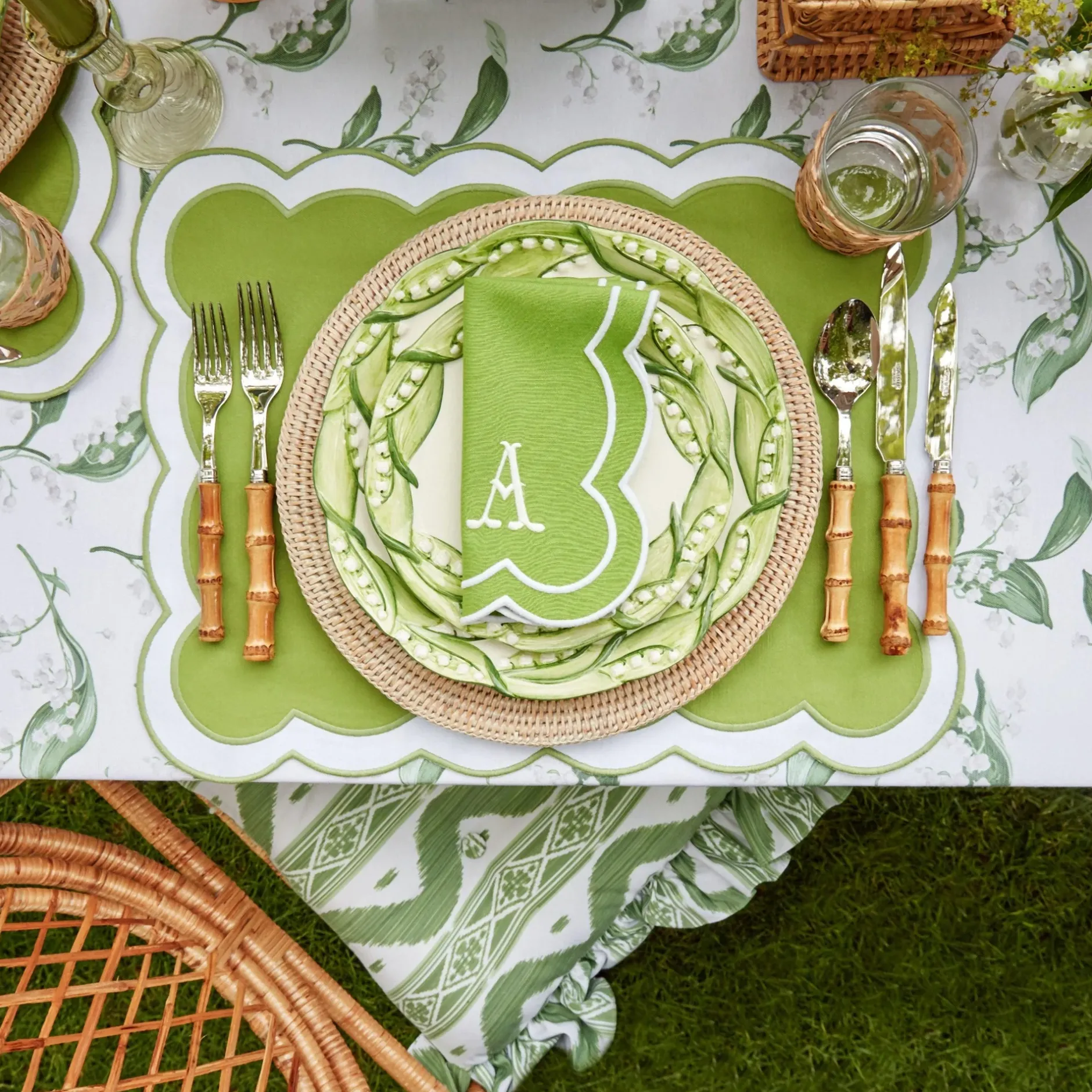 Clearance Mrs. Alice Lily Of The Valley Dinner & Starter Plates (Set Of 4)
