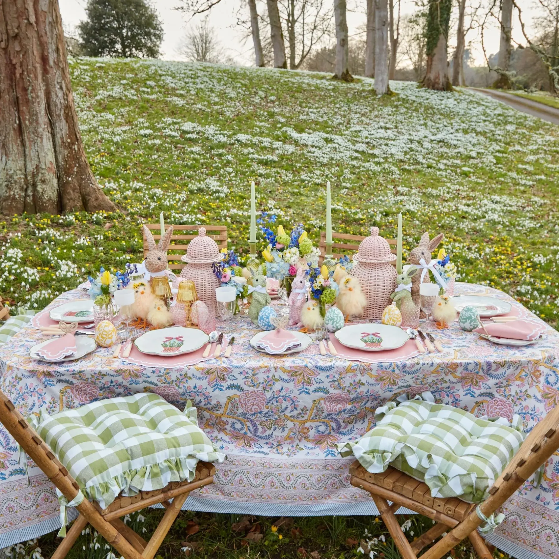 Online Mrs. Alice Lola Tablecloth