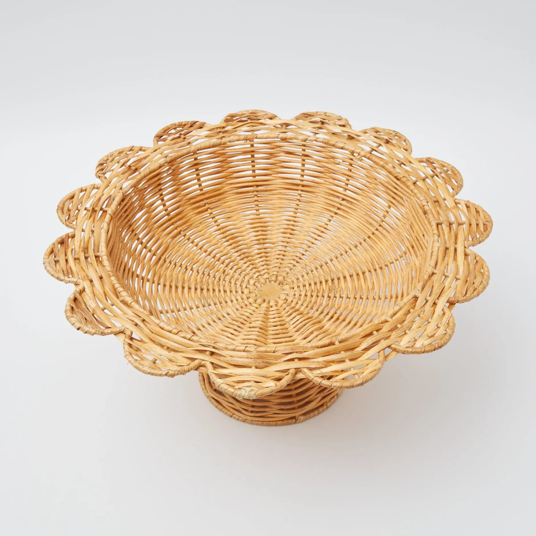 Outlet Mrs. Alice Luciana Rattan Scalloped Bowl