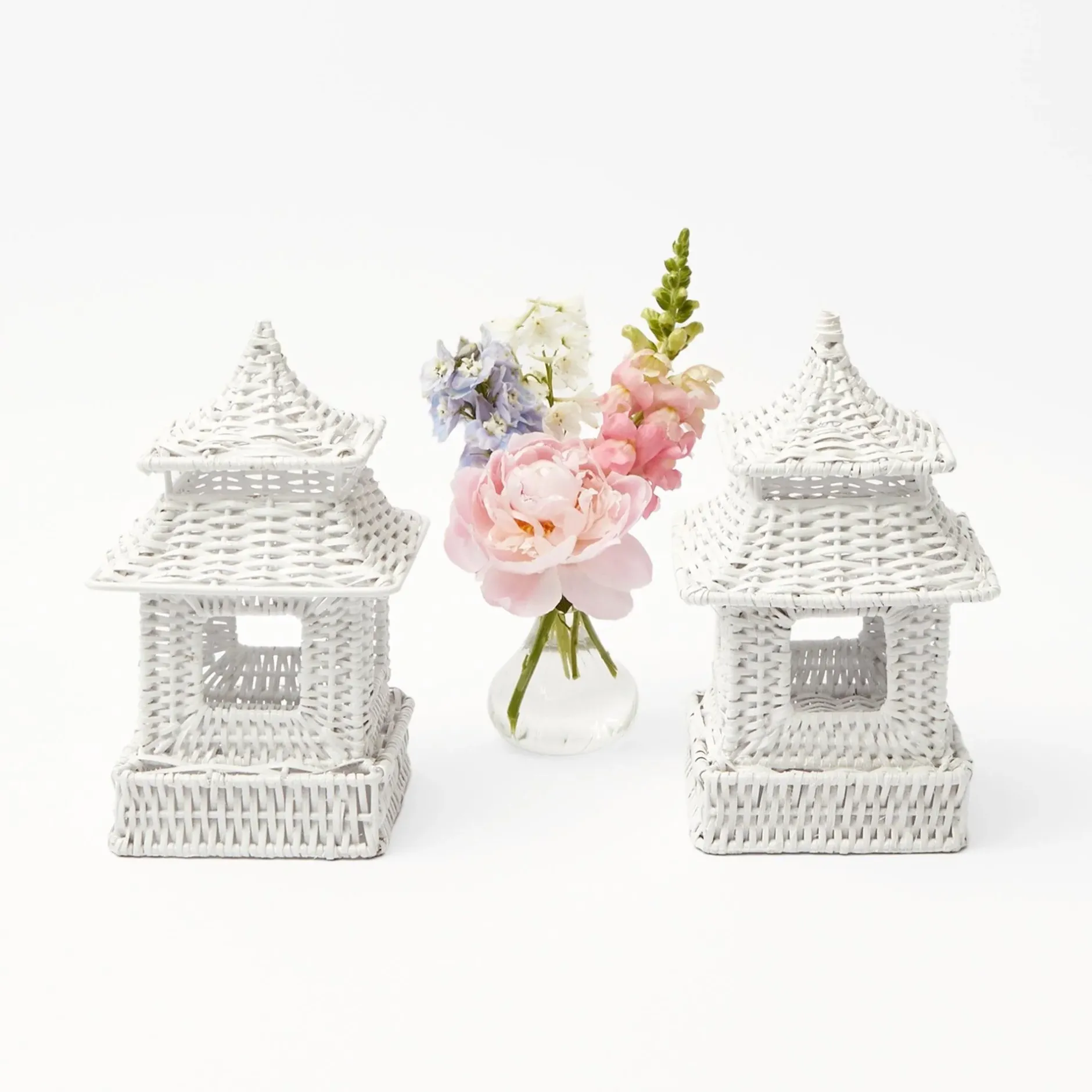 Outlet Mrs. Alice Mini White Rattan Pagoda Lanterns (Pair)