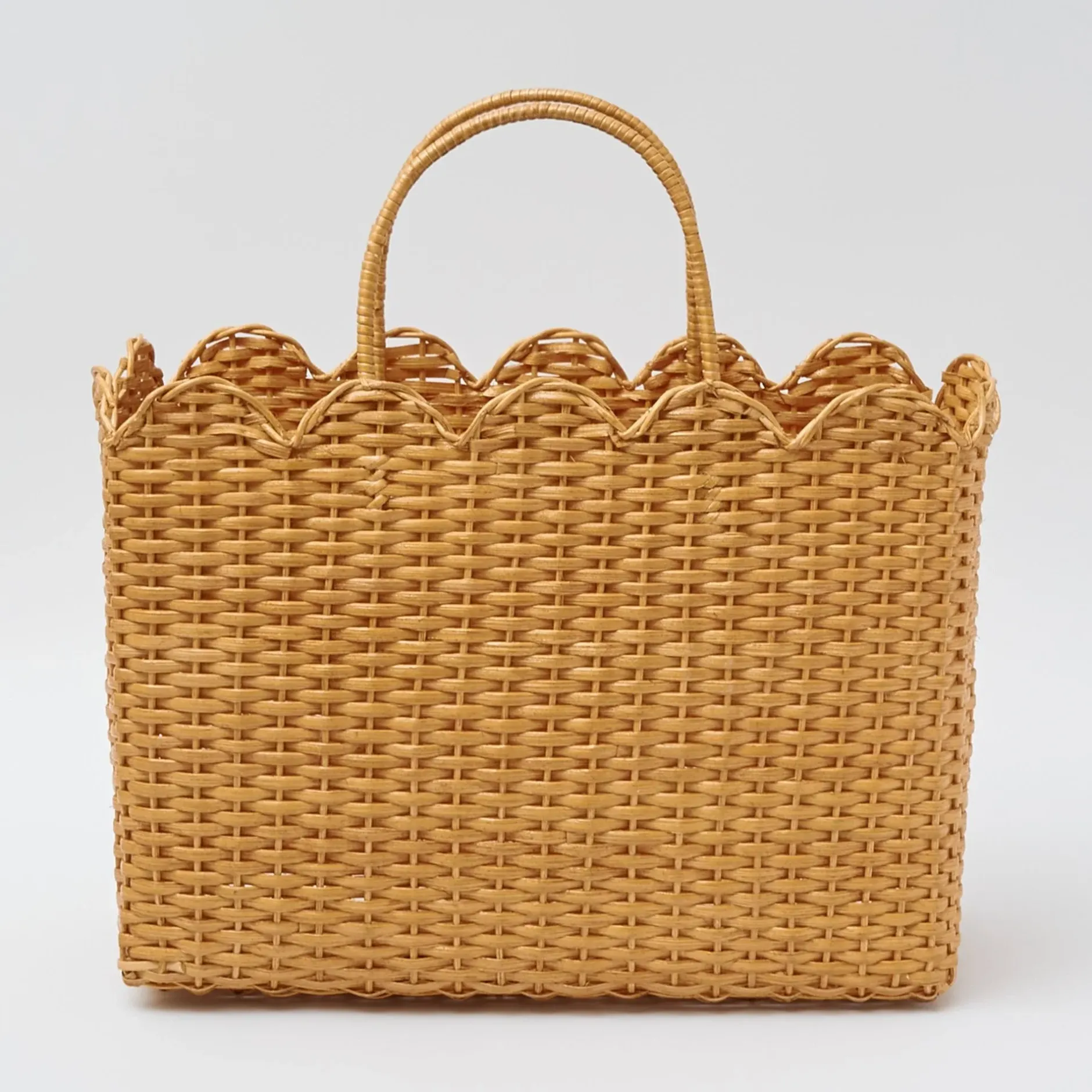 Sale Mrs. Alice Rattan Tote Bag (White Bow)