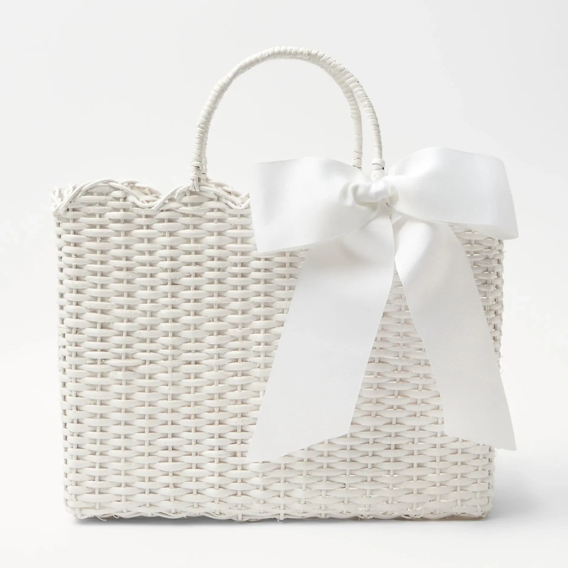 Sale Mrs. Alice White Rattan Tote Bag (White Bow)