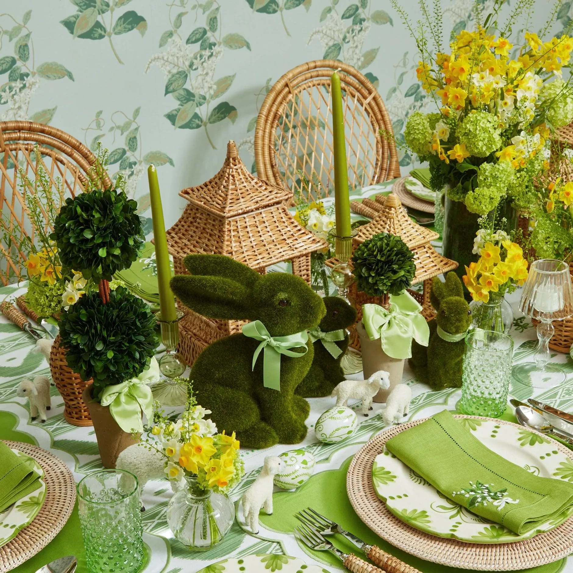 Hot Mrs. Alice Natural Rattan Decoration Set
