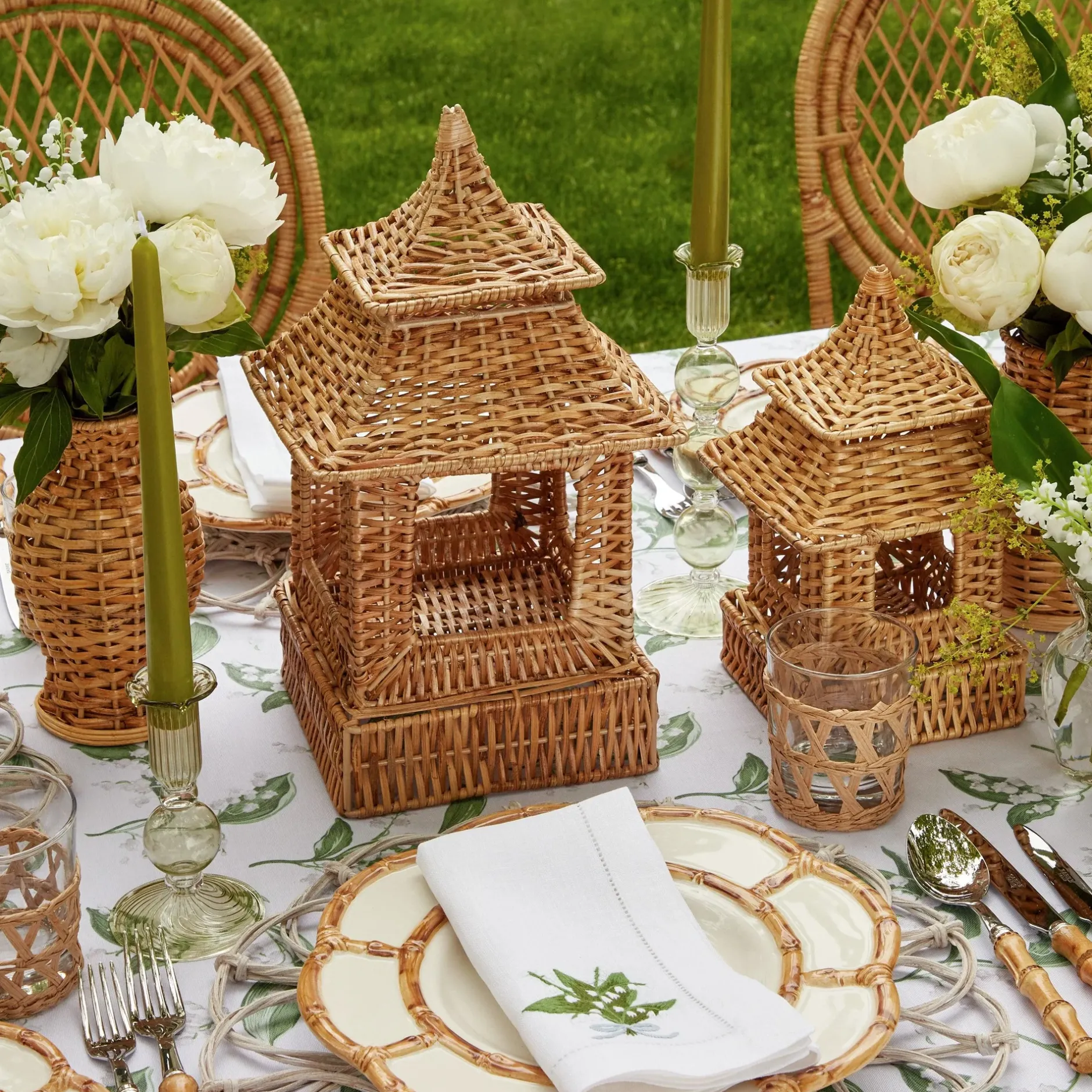 New Mrs. Alice Natural Rattan Pagoda Decoration Set