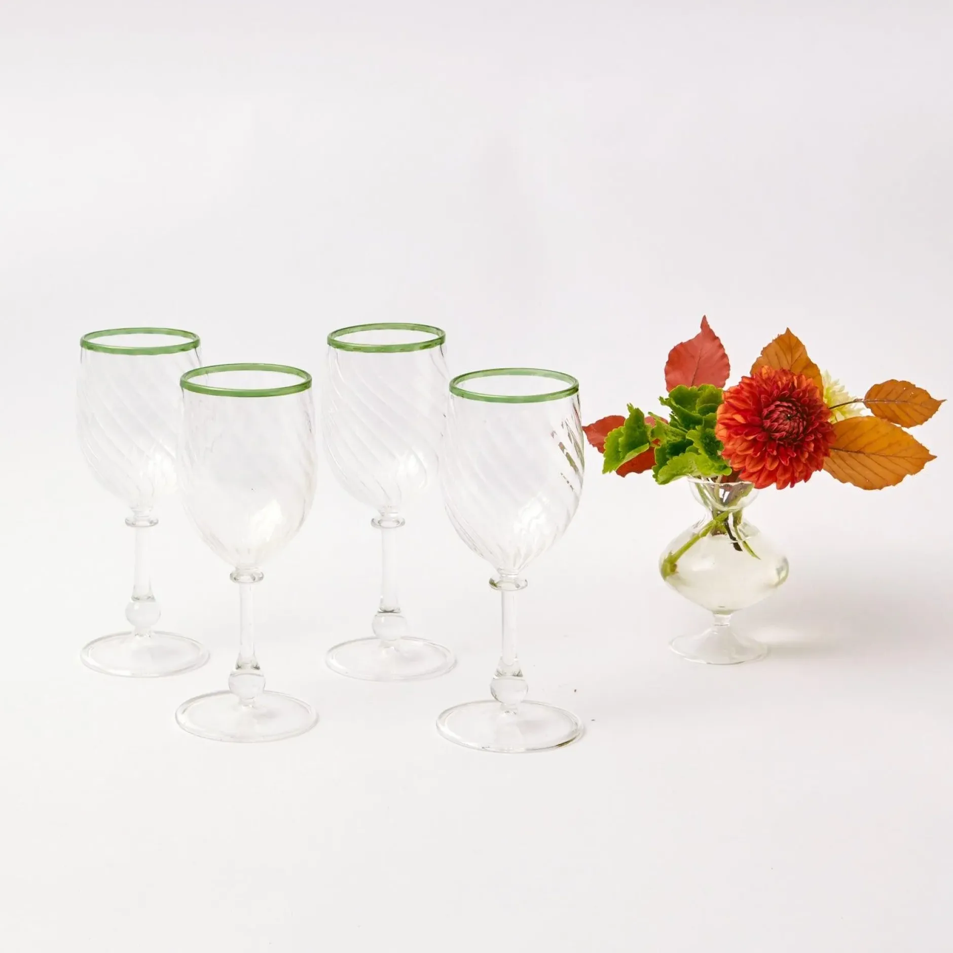 Hot Mrs. Alice Olive Rim Swirl Wine Glasses (Set Of 4)