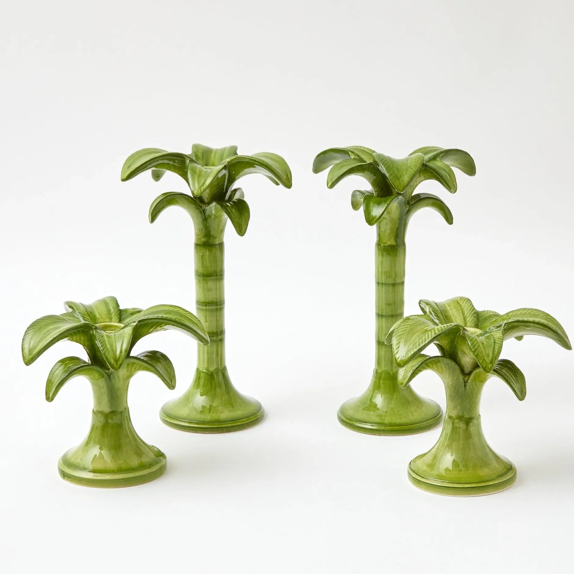 Hot Mrs. Alice Palm Leaf Candle Holder (Large)