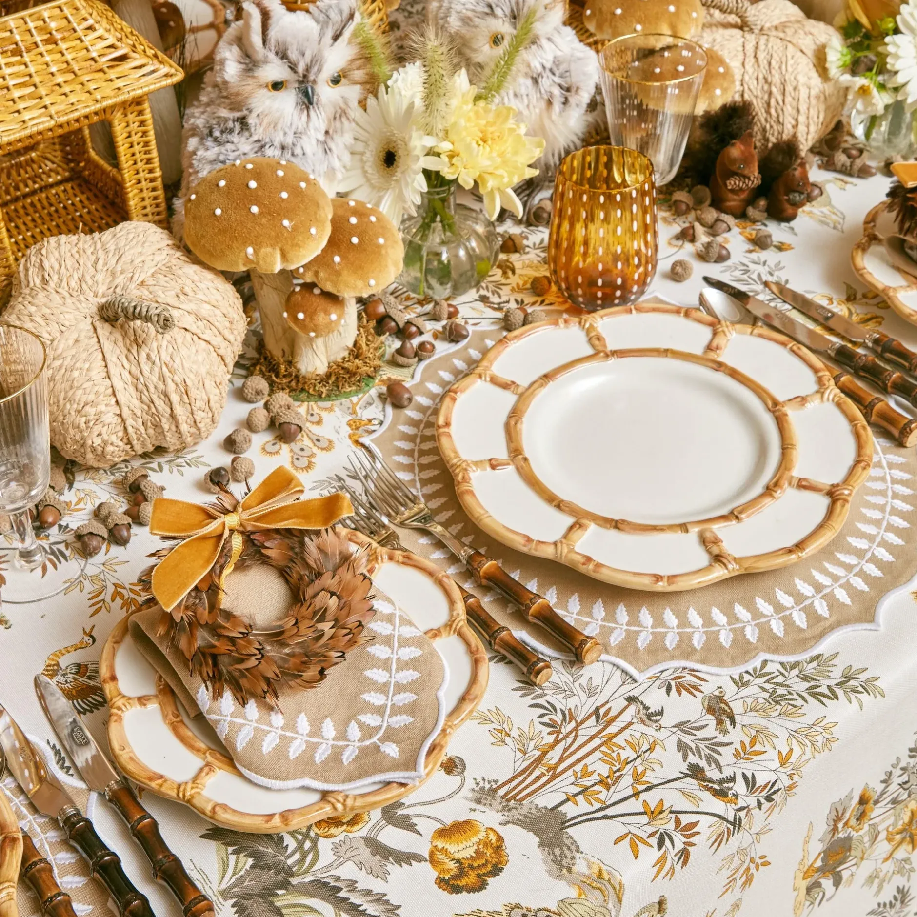Online Mrs. Alice Petal Bamboo Ceramic Dinner Plate (Set Of 4)