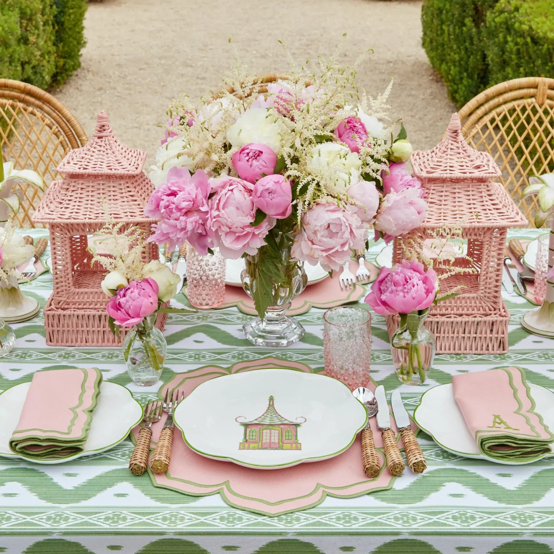 Best Mrs. Alice Pink & Green Pagoda Dinner Plate (Set Of 4)