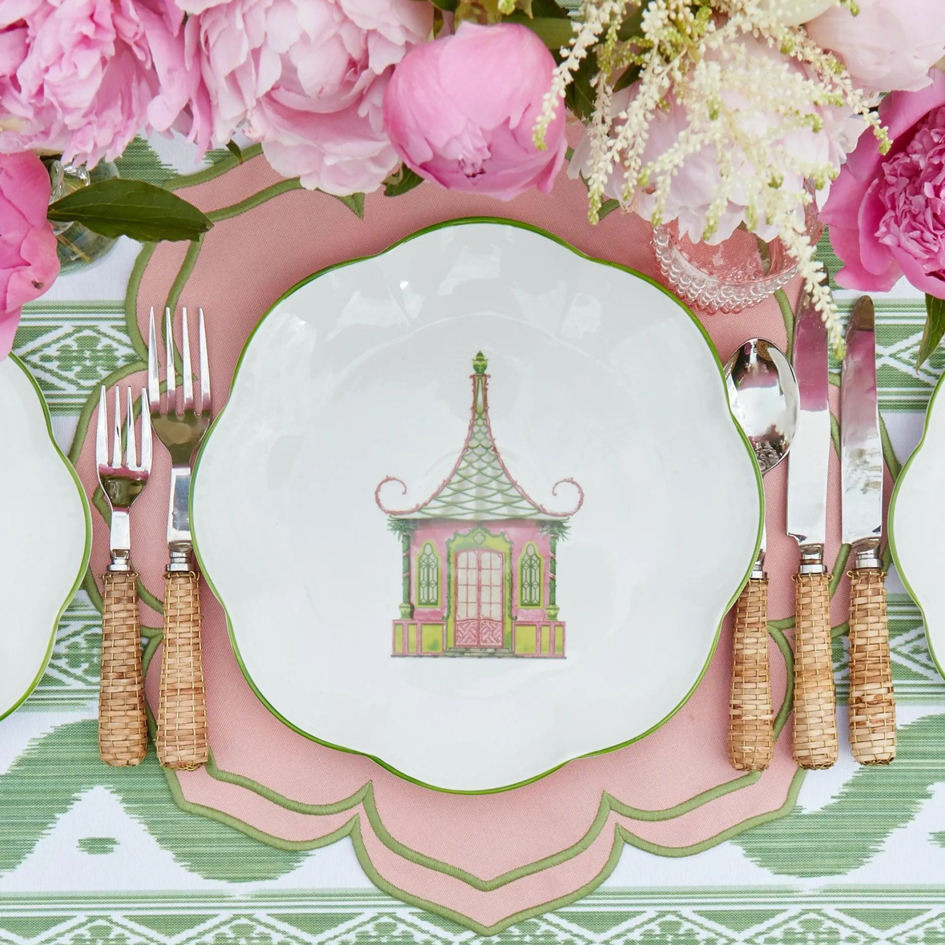 Mrs. Alice Pink & Green Pagoda Dinner & Starter Plates (Set Of 8)