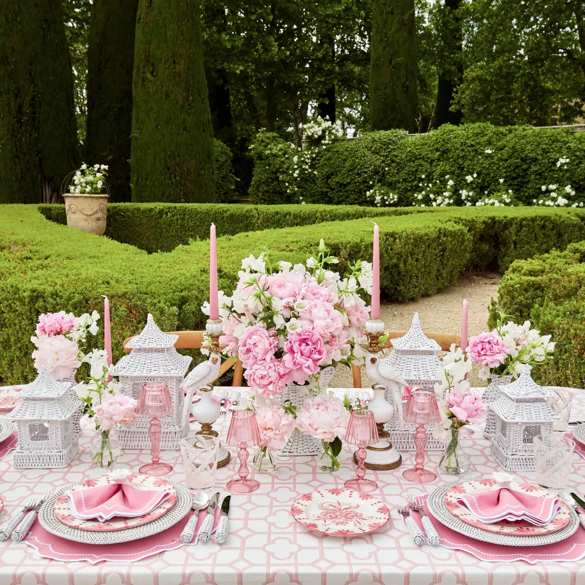 Sale Mrs. Alice Pink Bamboo & Amelie Linen Set