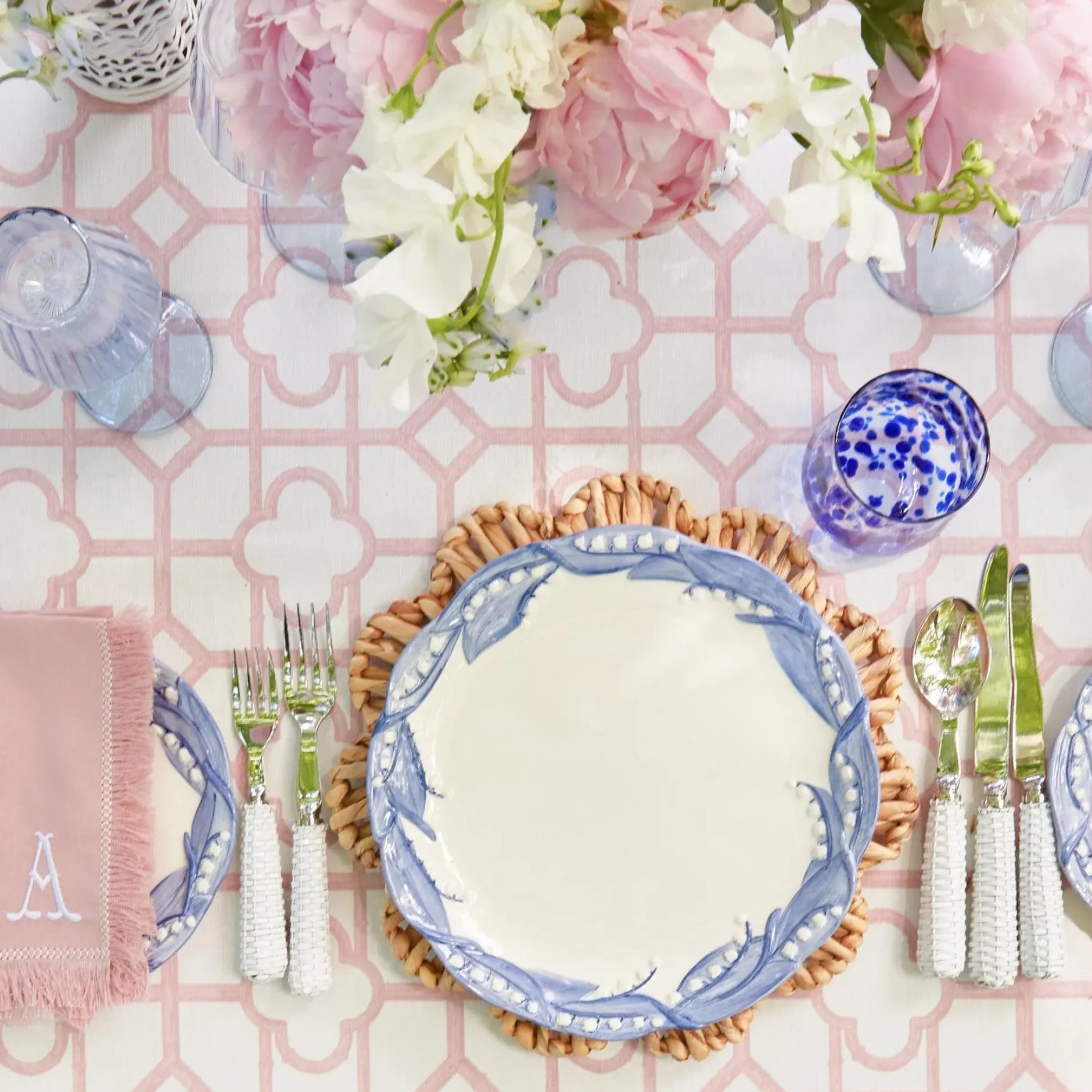 Clearance Mrs. Alice Pink Bamboo, Water Hyacinth & Pink Fringe Linen Set