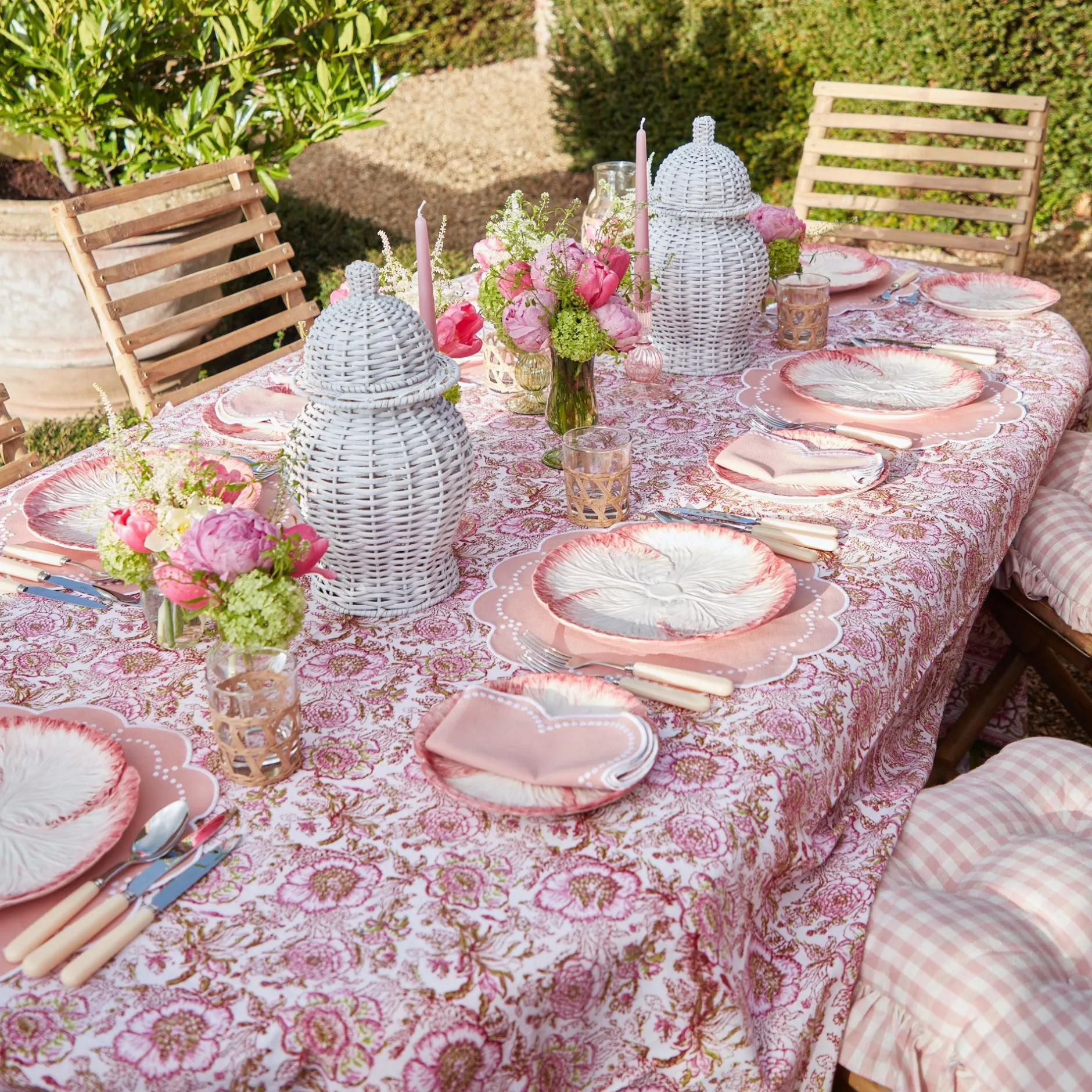 Clearance Mrs. Alice Pink Capri Lettuce Dinner Plate
