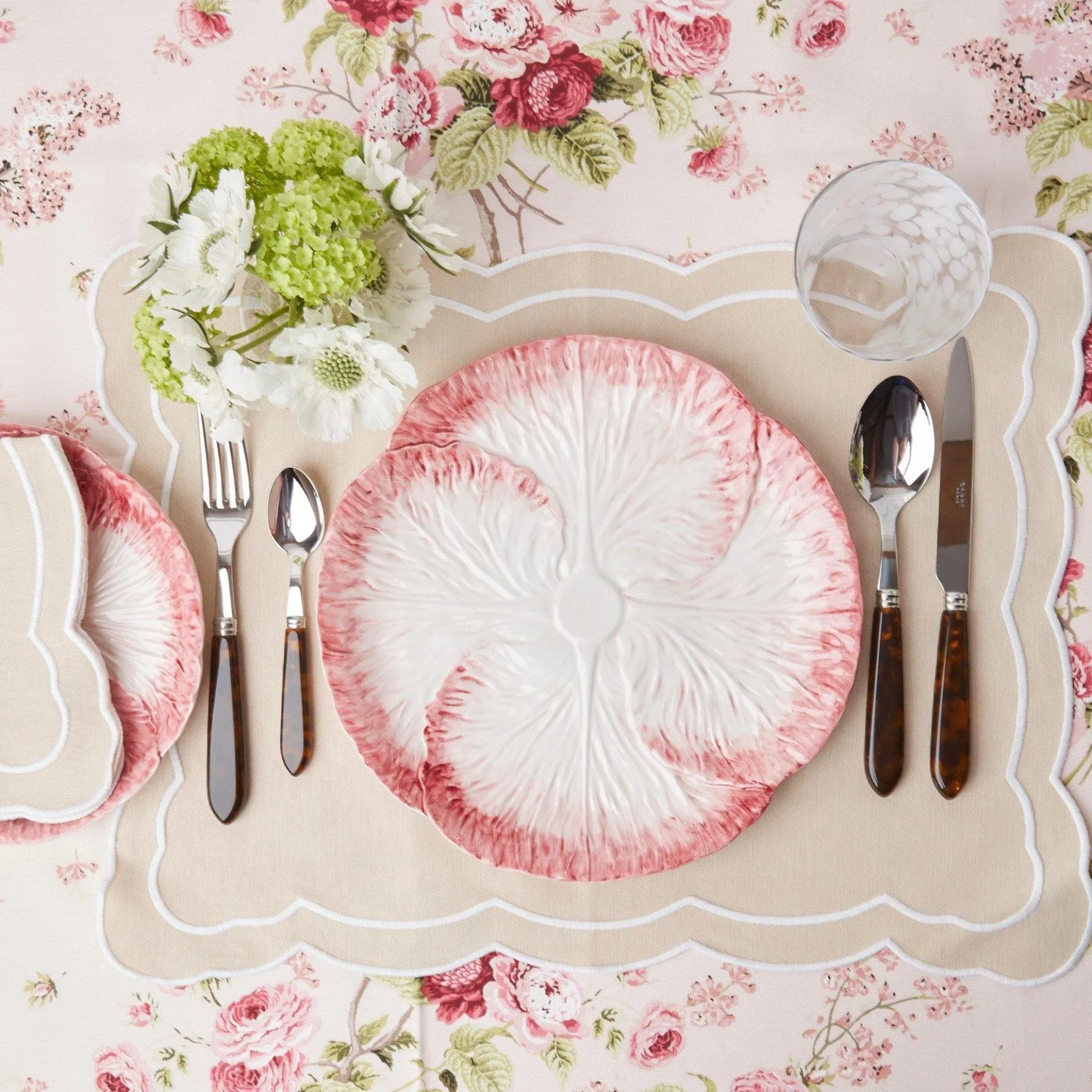 Outlet Mrs. Alice Pink Capri Lettuce Dinner Plate