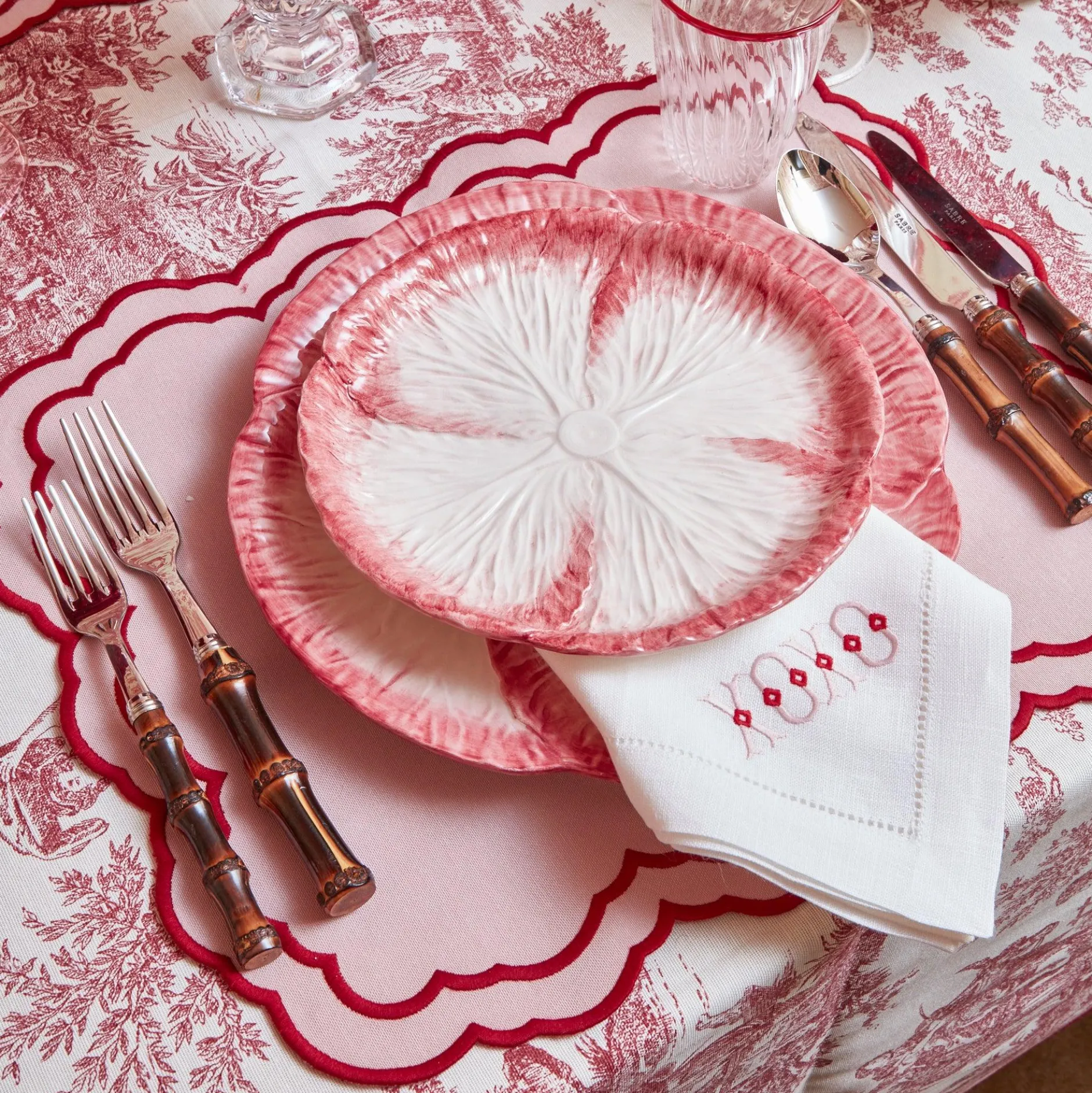 Online Mrs. Alice Pink Capri Lettuce Starter Plate