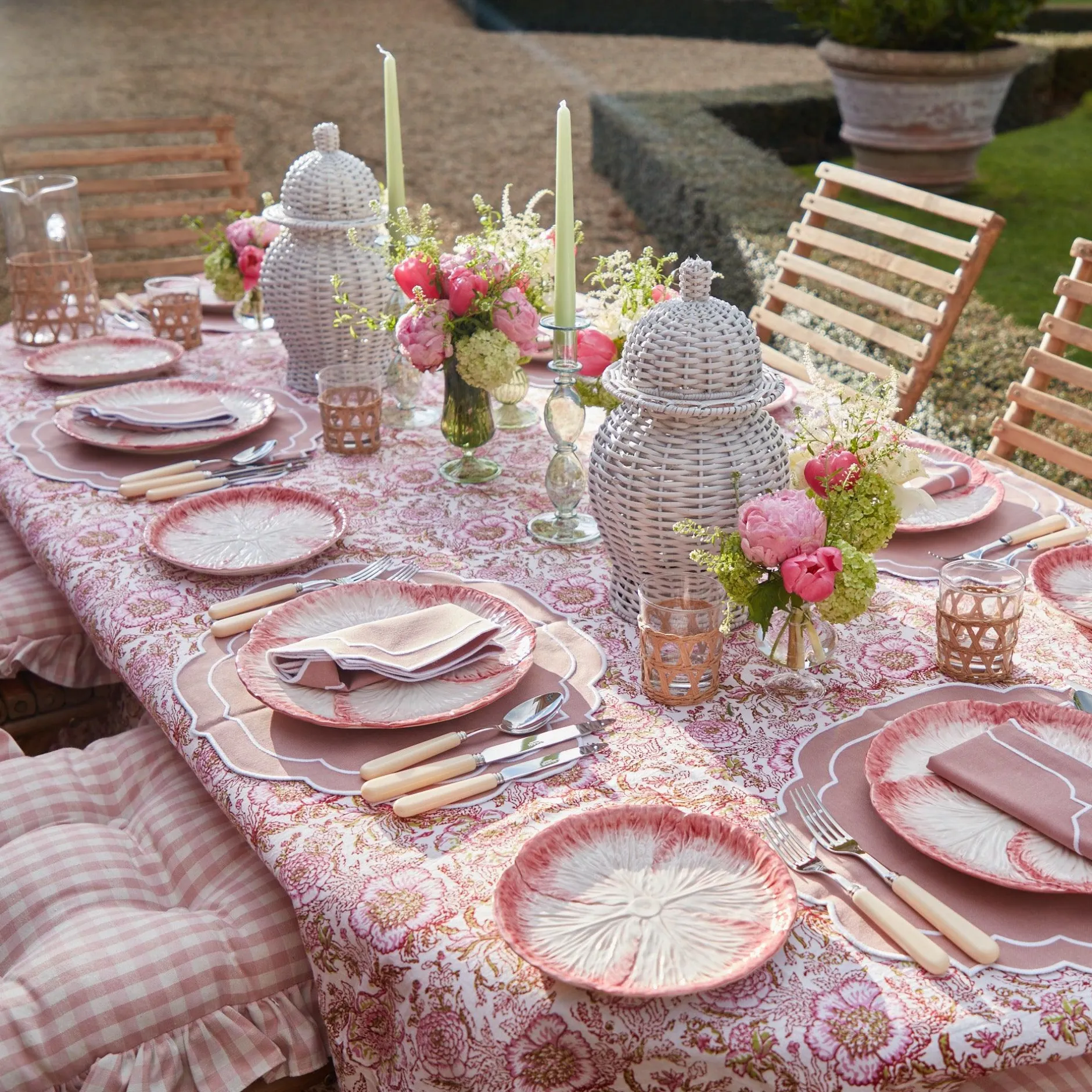 Online Mrs. Alice Pink Capri Lettuce Starter Plate