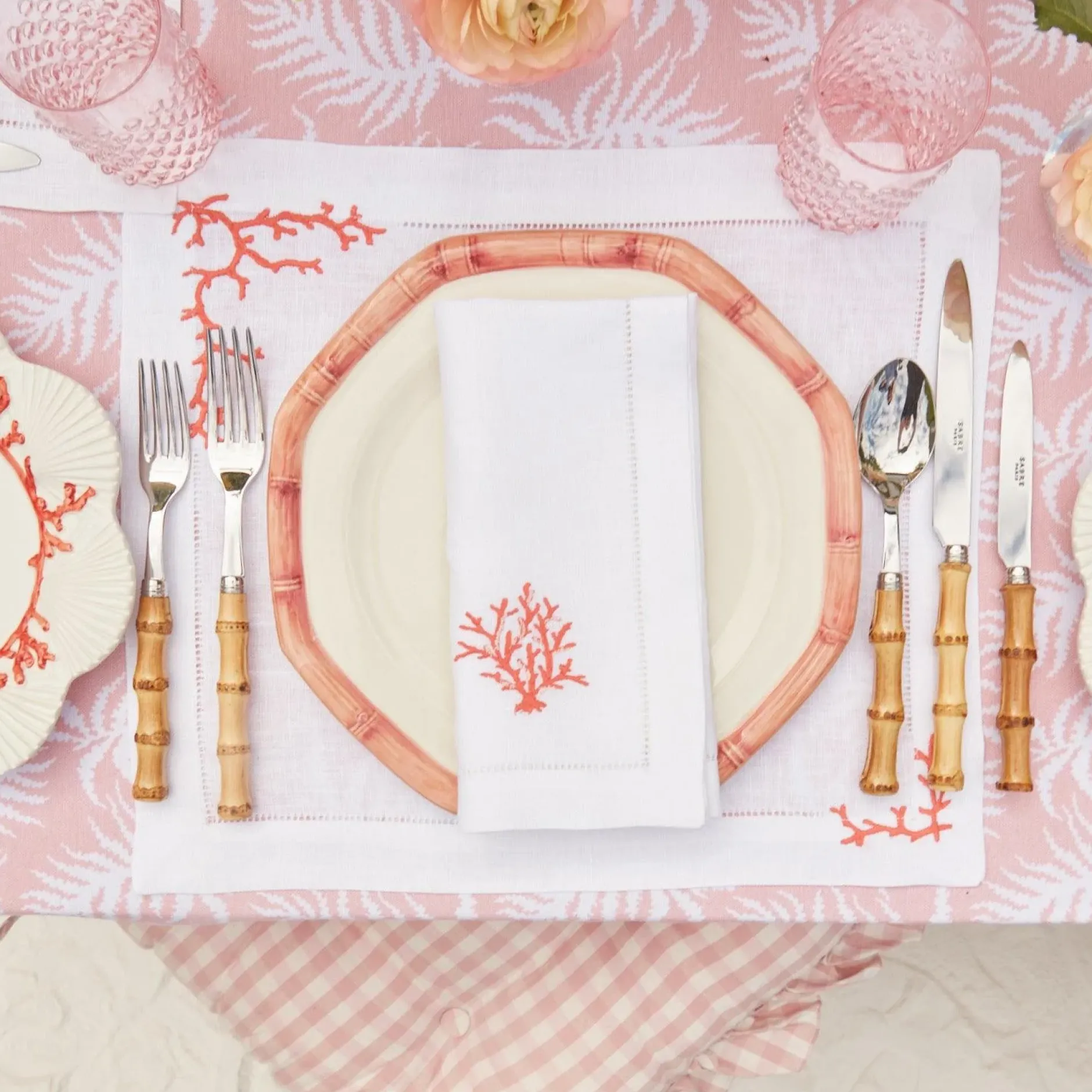 New Mrs. Alice Pink Geometric Bamboo Dinner Plate (Set Of 4)