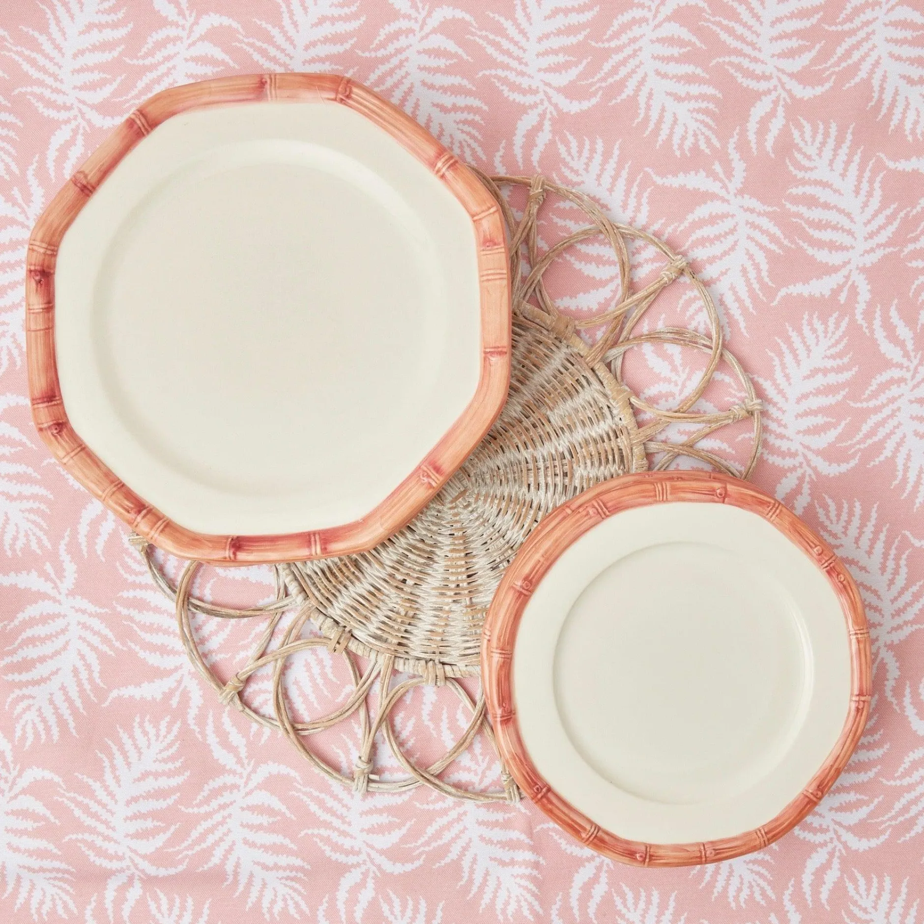 Outlet Mrs. Alice Pink Geometric Bamboo Starter Plate