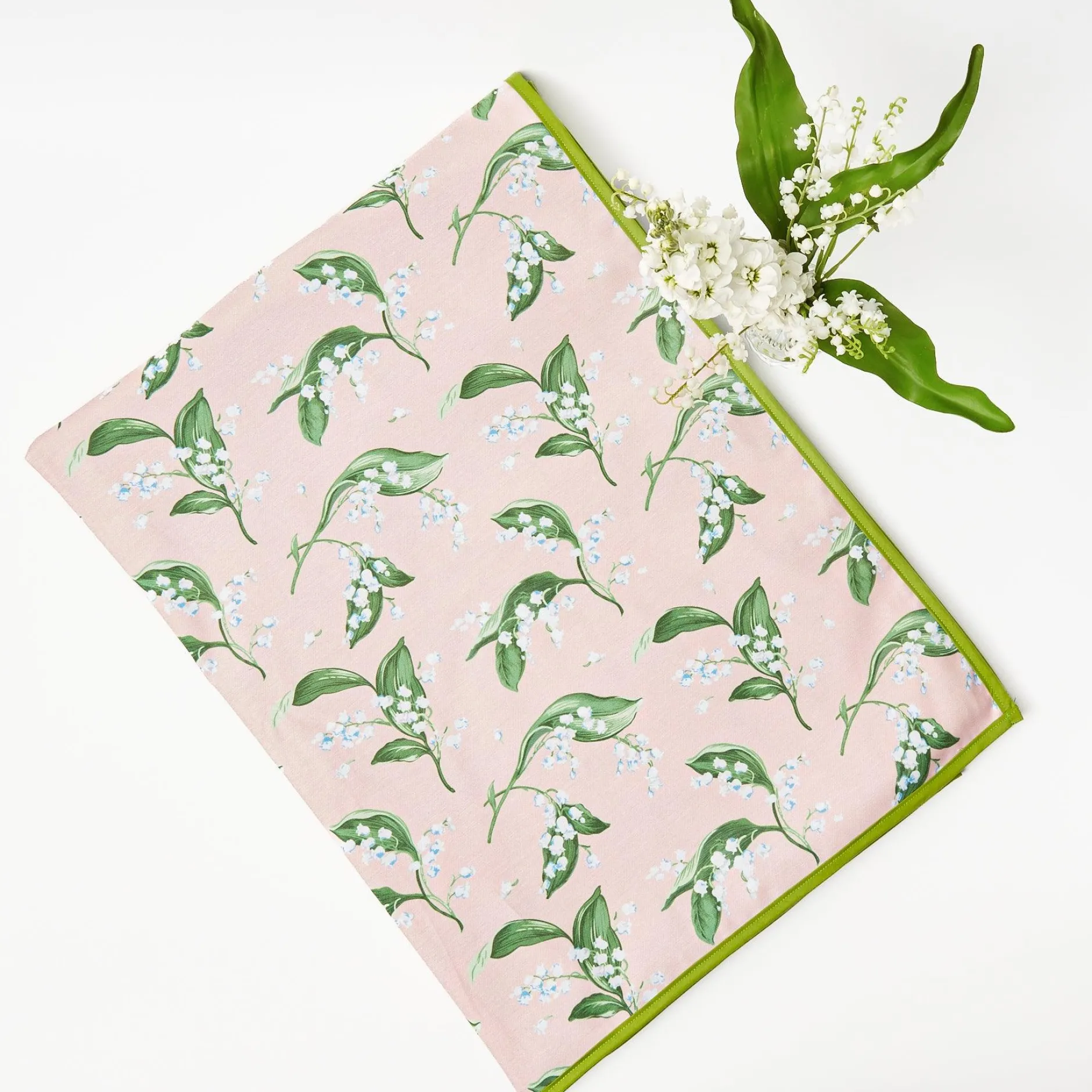 Discount Mrs. Alice Pink Lily Of The Valley Tablecloth