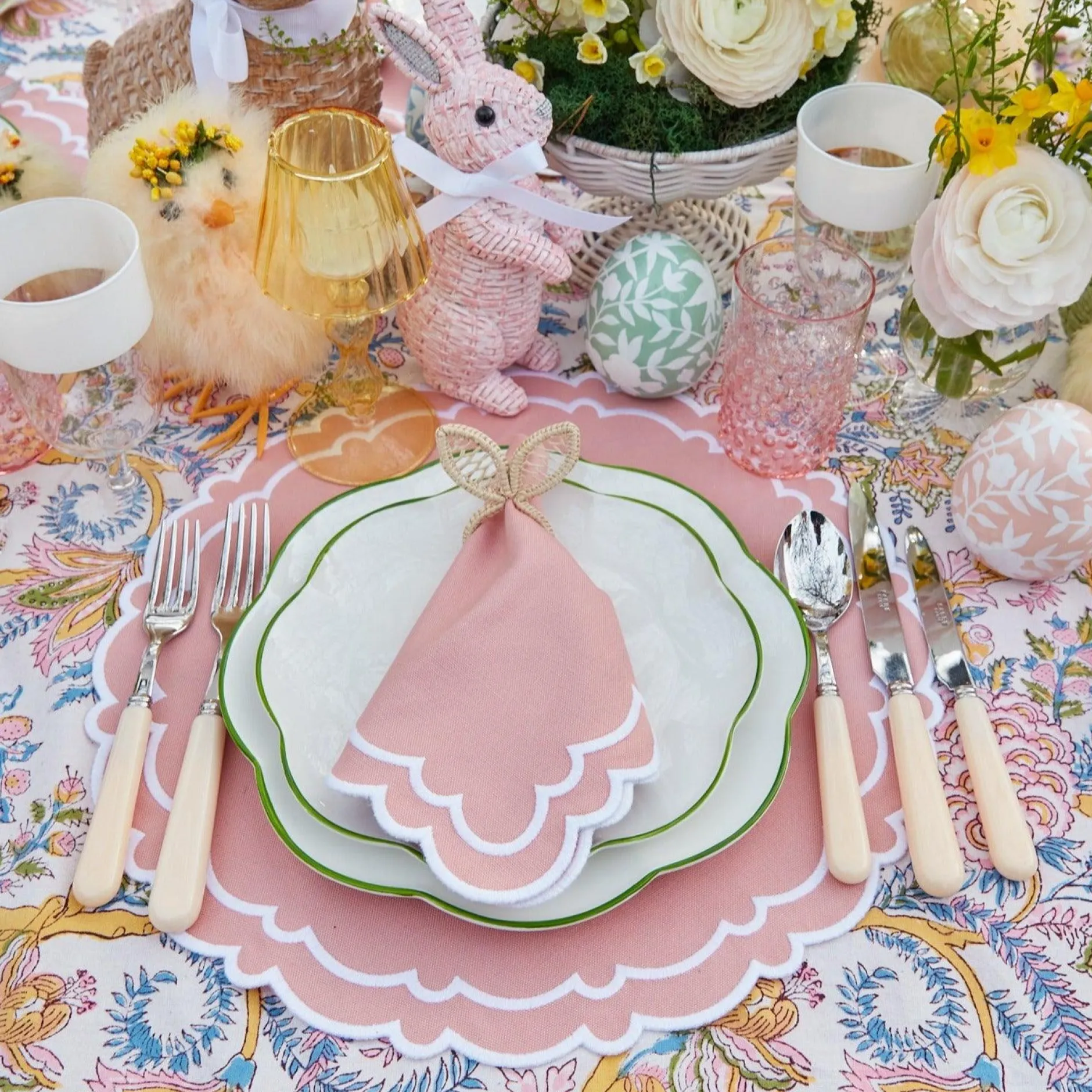 New Mrs. Alice Scalloped Easter Starter Plate