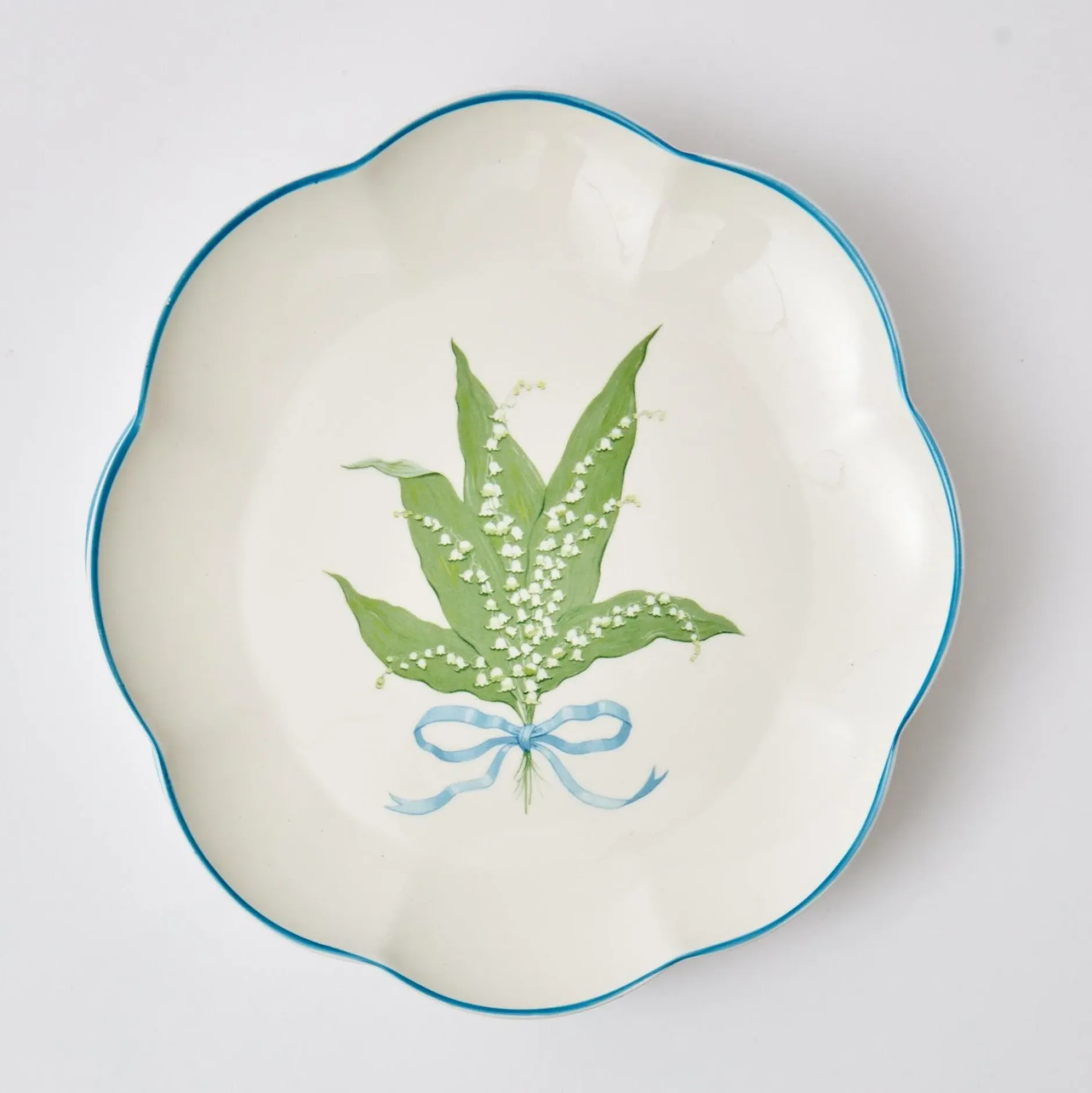Clearance Mrs. Alice Scalloped Lily Of The Valley Dinner Plate (Set Of 4)
