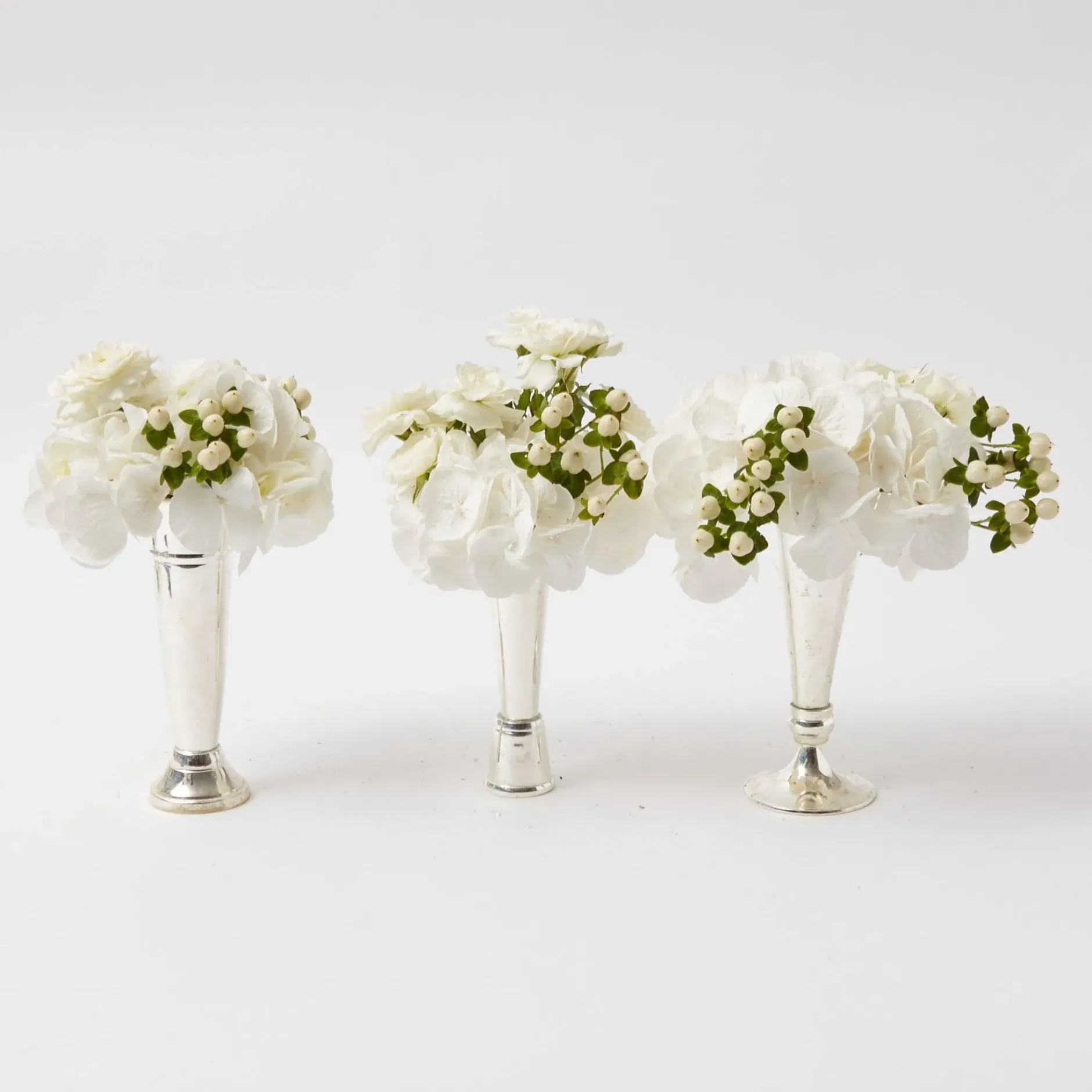 Hot Mrs. Alice Scalloped Mint Julep Vase (Set Of 3)