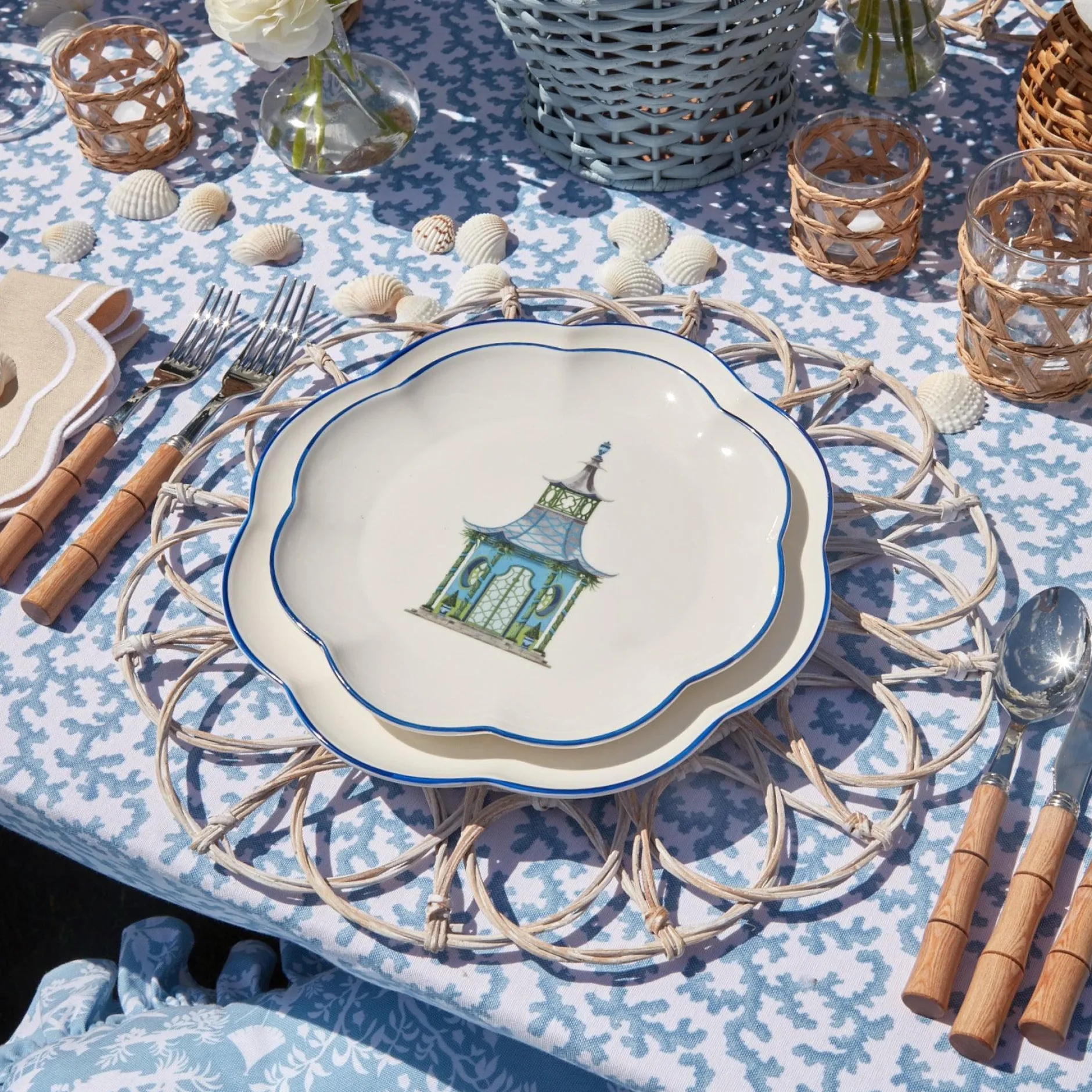 Hot Mrs. Alice Scalloped Pagoda Starter Plate (Set Of 4)