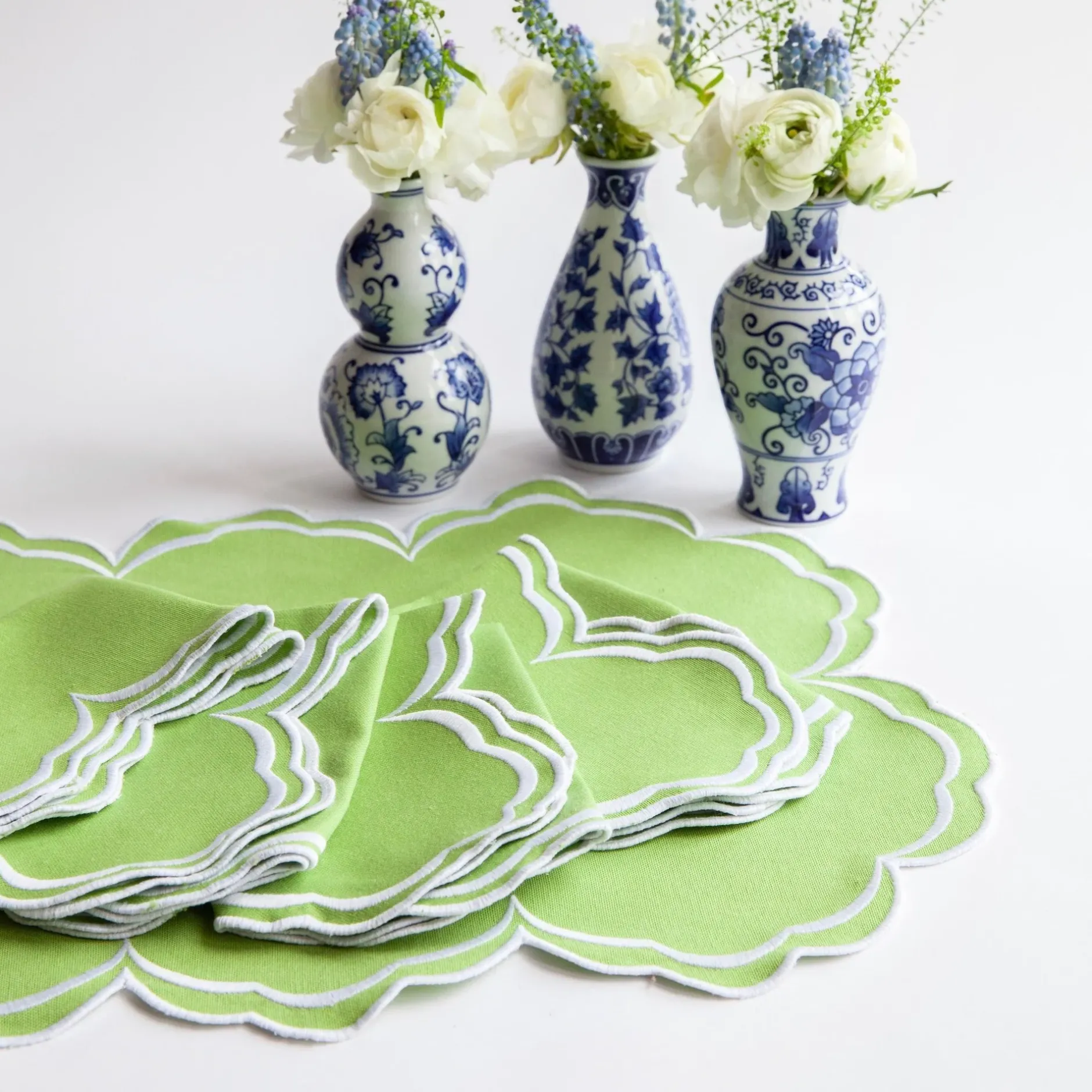 Sale Mrs. Alice Serena Apple Green Scalloped Napkins (Set Of 4)