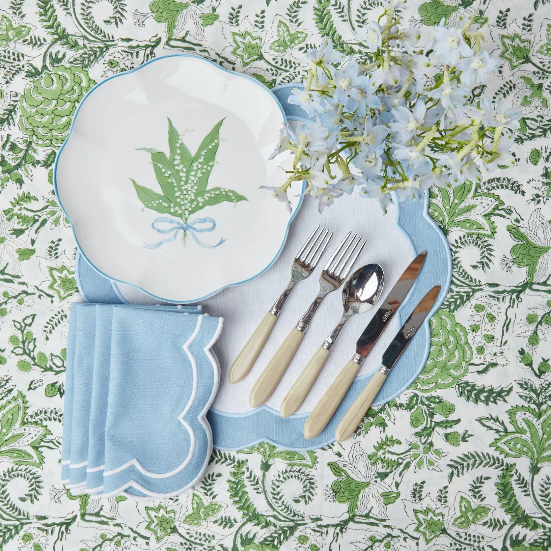 Hot Mrs. Alice Serena Applique Blue Napkins (Set Of 4)