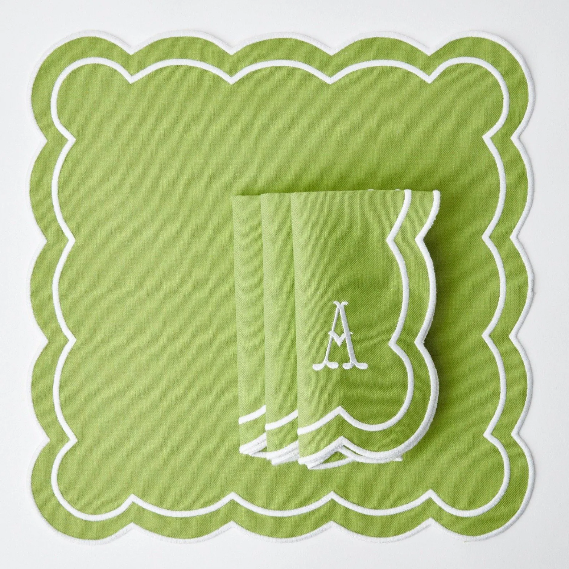New Mrs. Alice Serena Applique Green Placemats & Napkins (Set Of 4)